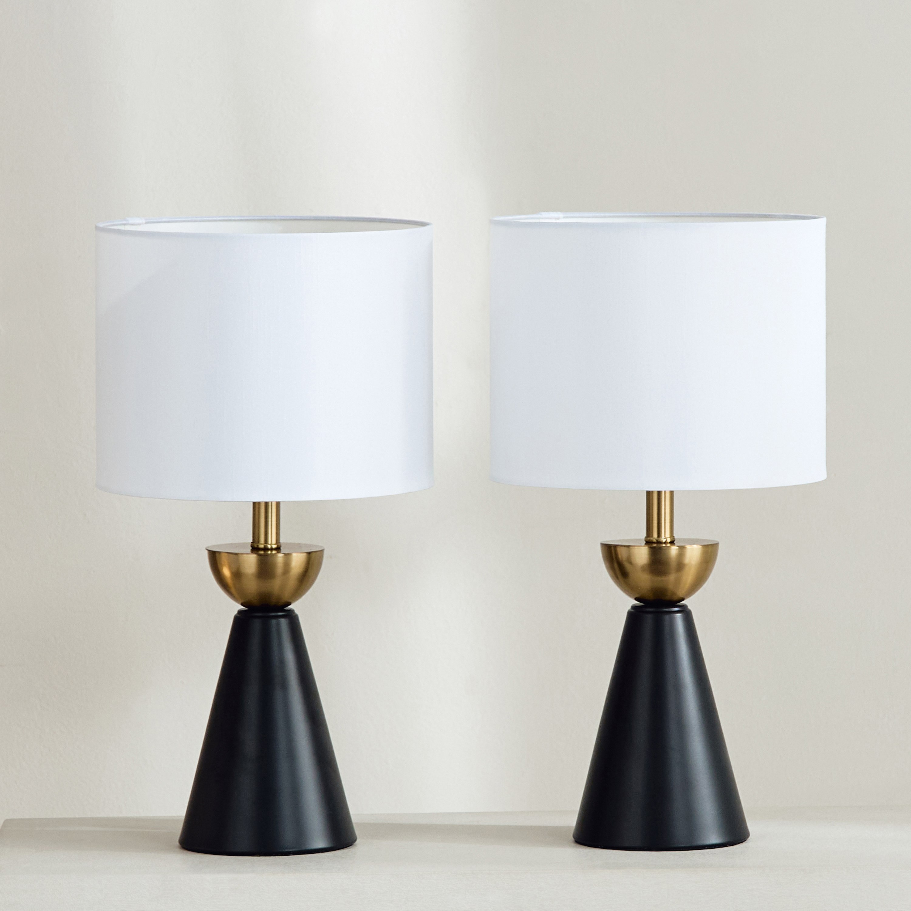 طقم مصابيح طاولة معدن من قطعتين من رولينز - 23x42 سم-hbxbedroom-lighting-tablelamps-image-1