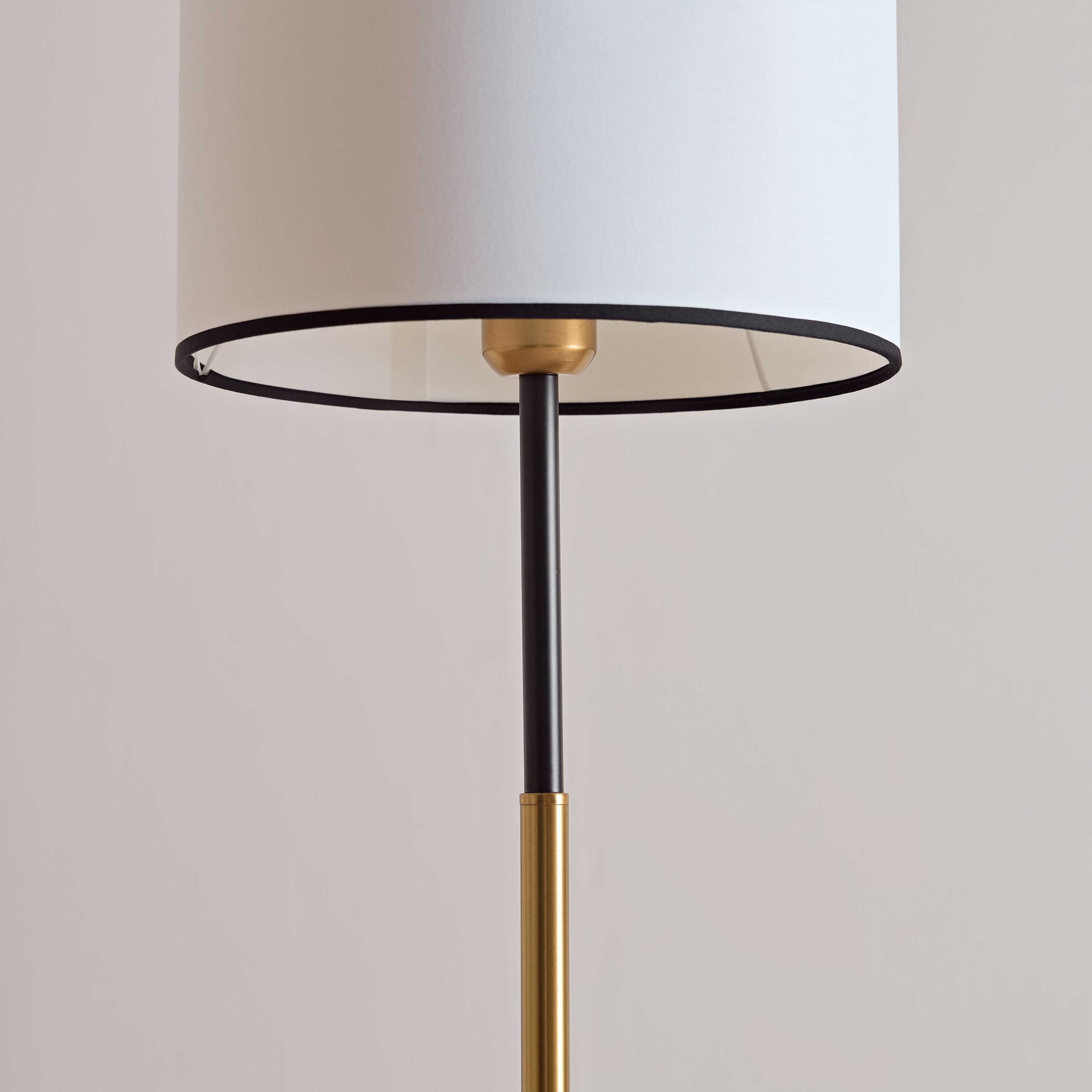 Rollins Metal Floor Lamp - 28x157 cm-PROMO_HB_AE_B1G1_250925-image-4