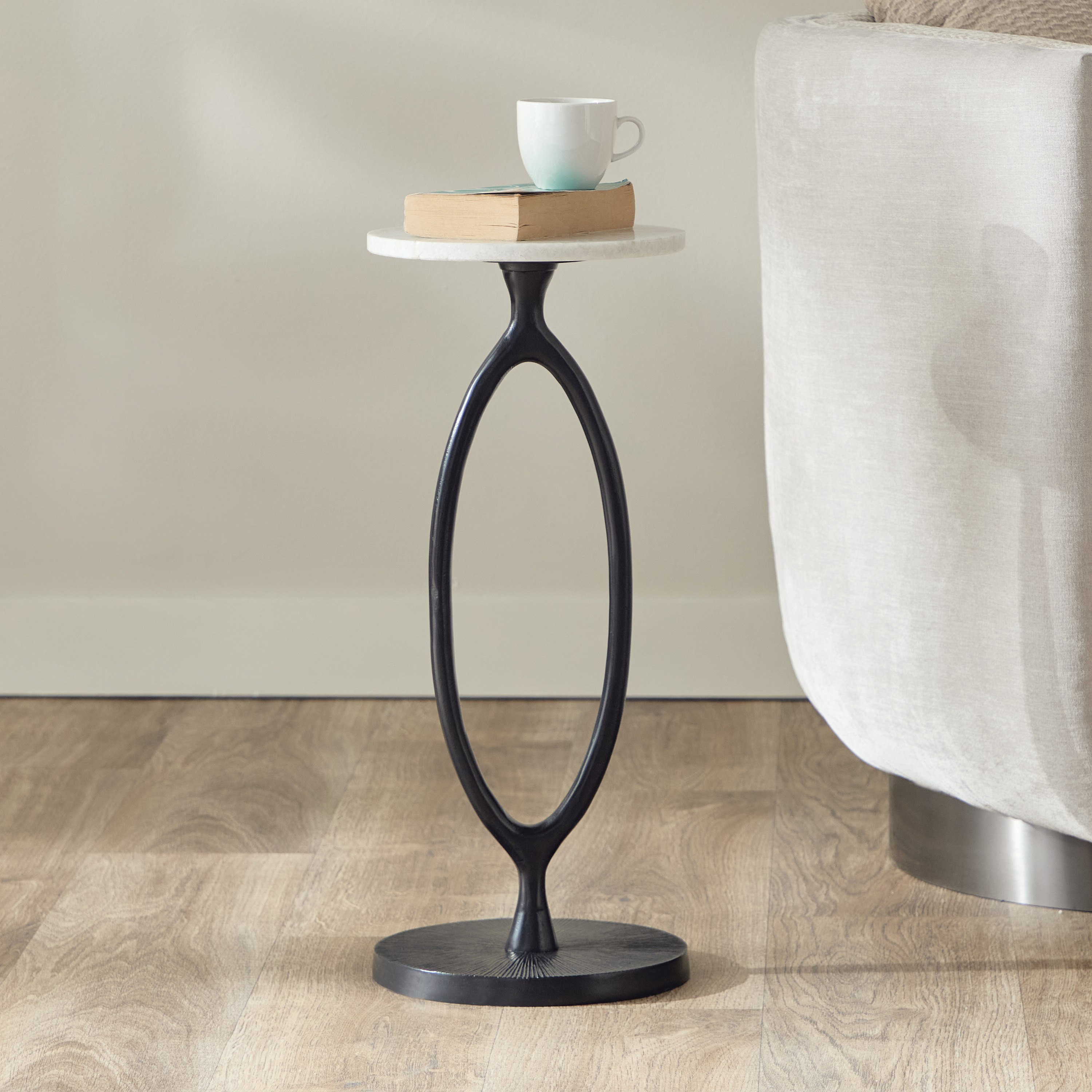 طاولة بسطح من الرخام الأصلي - سيدرو من كافون-hbxfurniture-livingroom-endtables-image-1