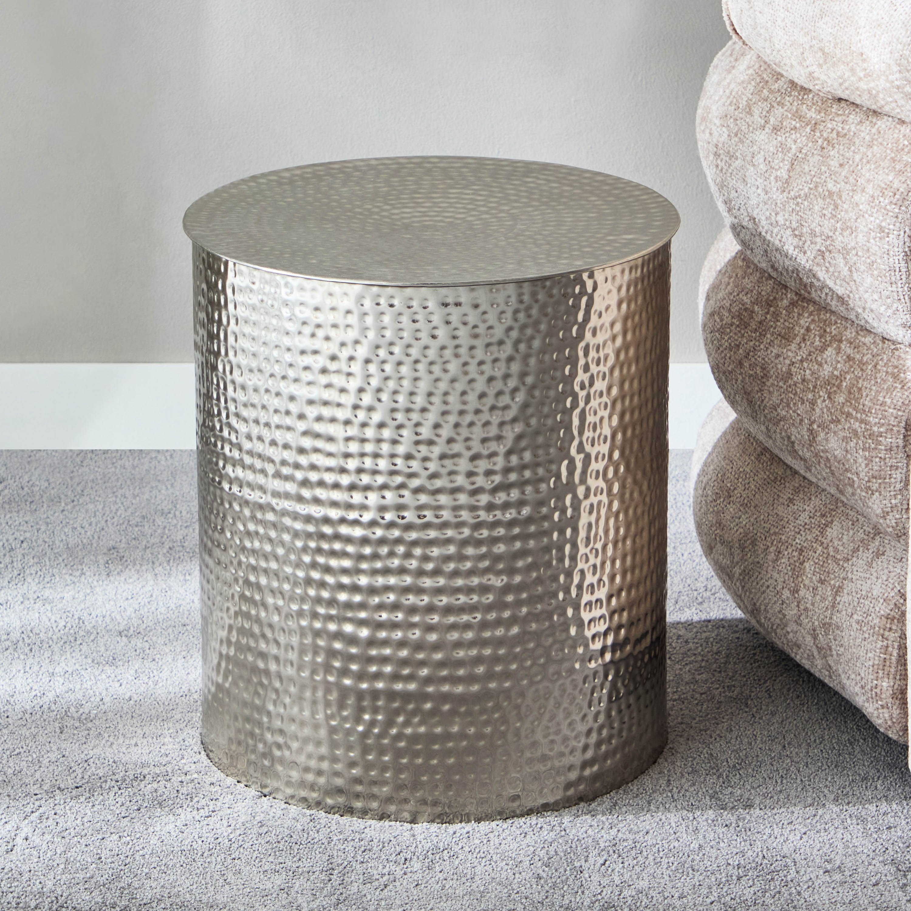 Vendra Orient Hammered End Table-hbxfurniture-livingroom-endtables-image-2