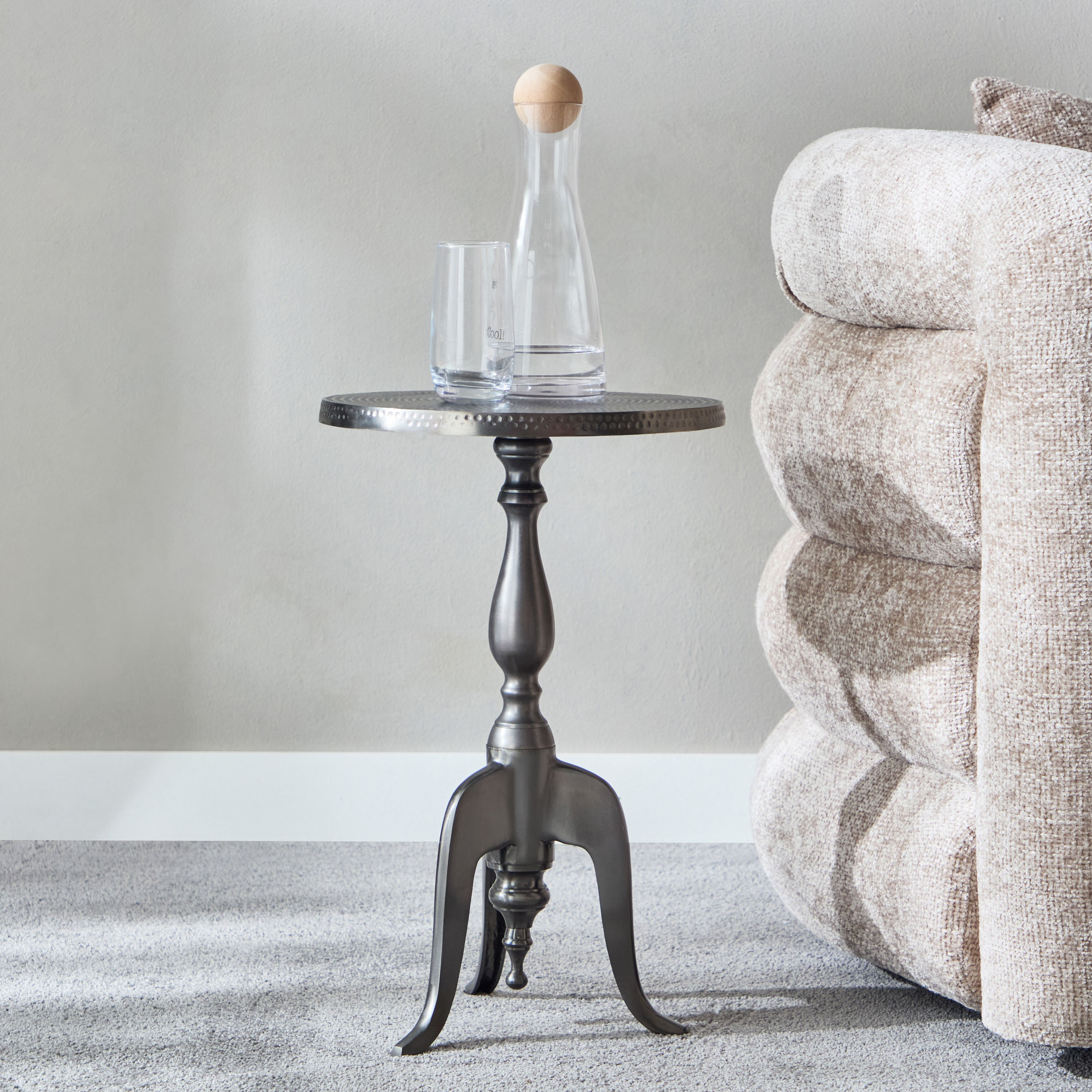 Cavon Grace Accent Table-hbxfurniture-livingroom-endtables-image-1