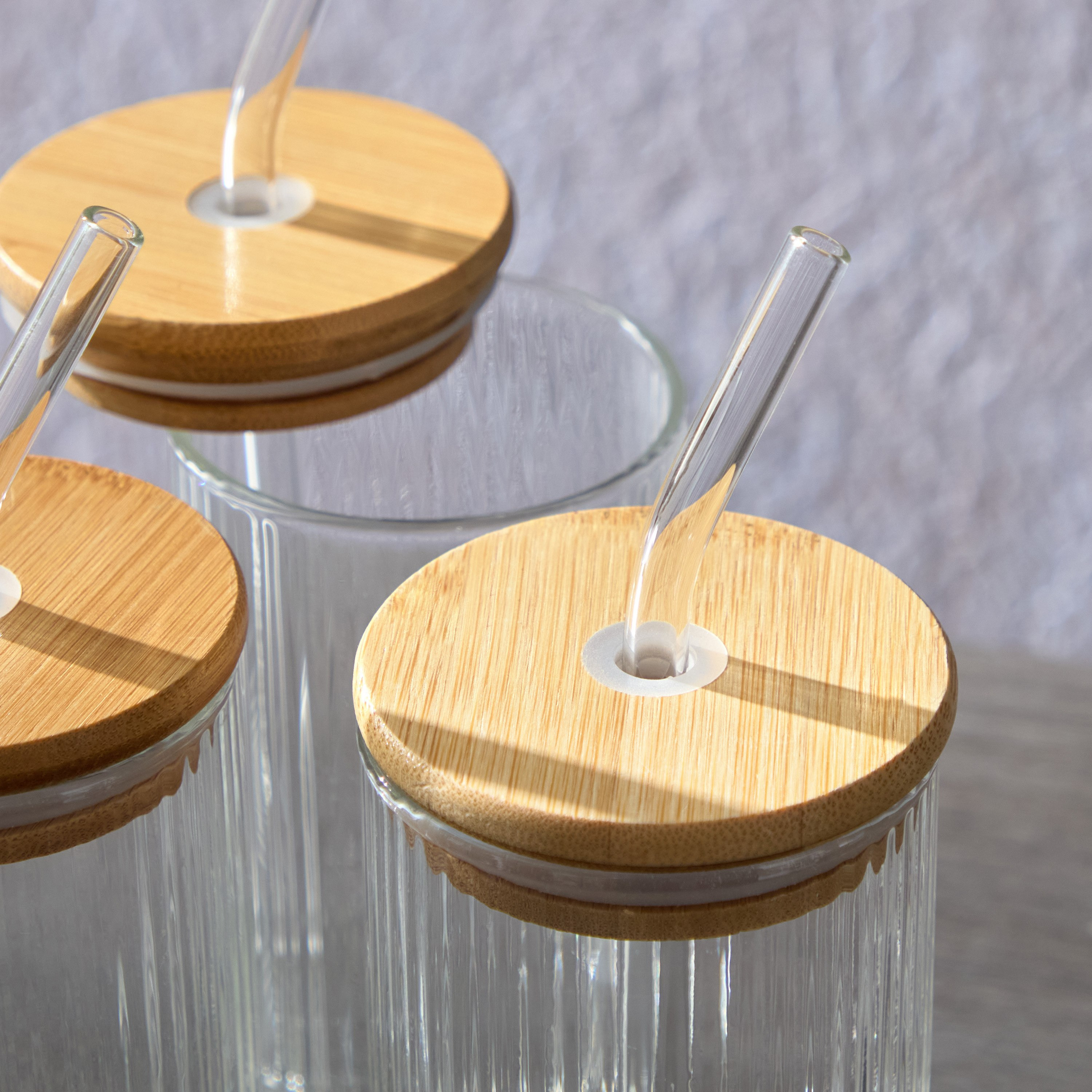 طقم أكواب مضلعة مع قشّات زجاجية وفرشاة من زين 4 قطع - 450 مل-hbxhomeware-hbxkitchen-image-3