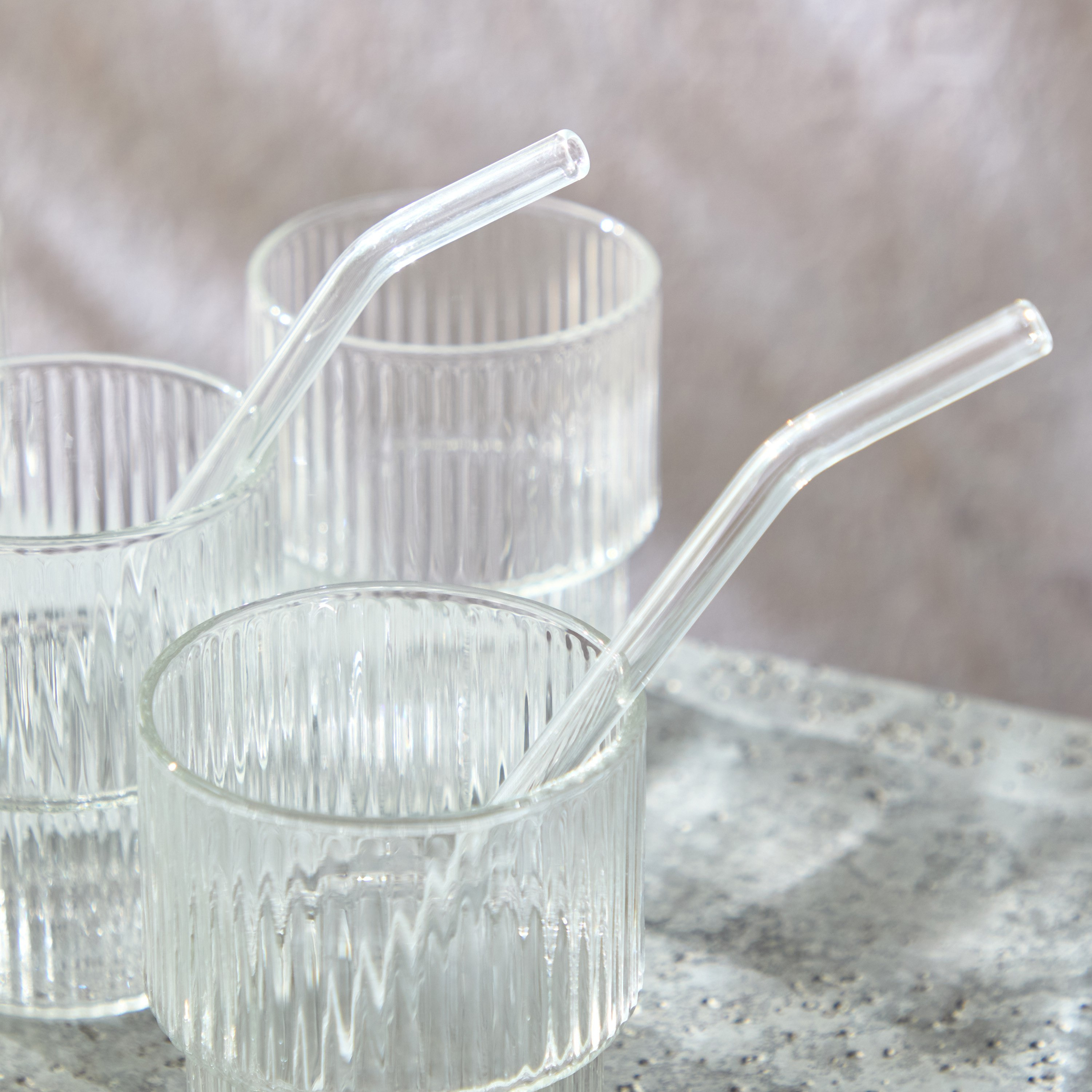 طقم أكواب مضلعة مع قشّات زجاجية وفرشاة من زين 4 قطع - 330 مل-hbxhomeware-hbxkitchen-image-4