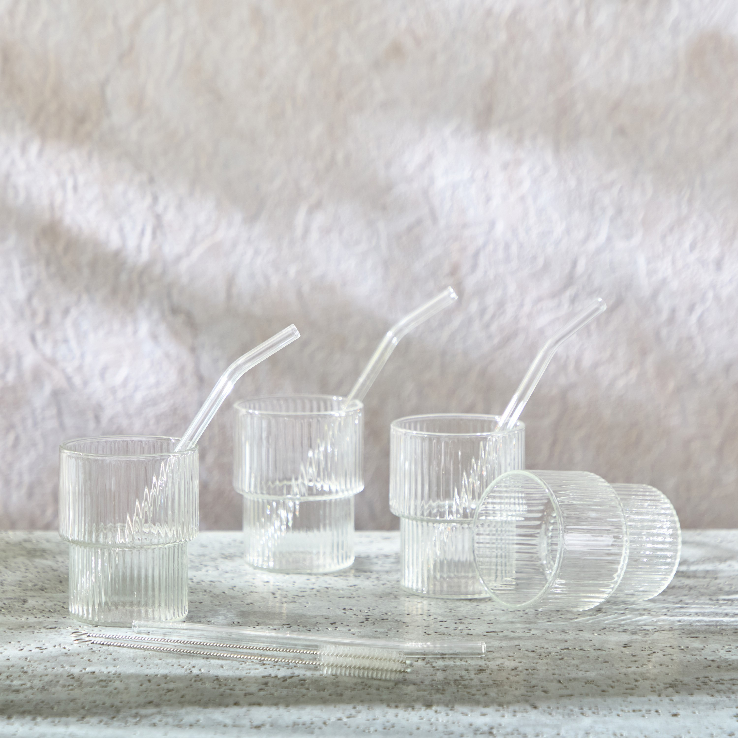 طقم أكواب مضلعة مع قشّات زجاجية وفرشاة من زين 4 قطع - 330 مل-hbxhomeware-hbxkitchen-image-5