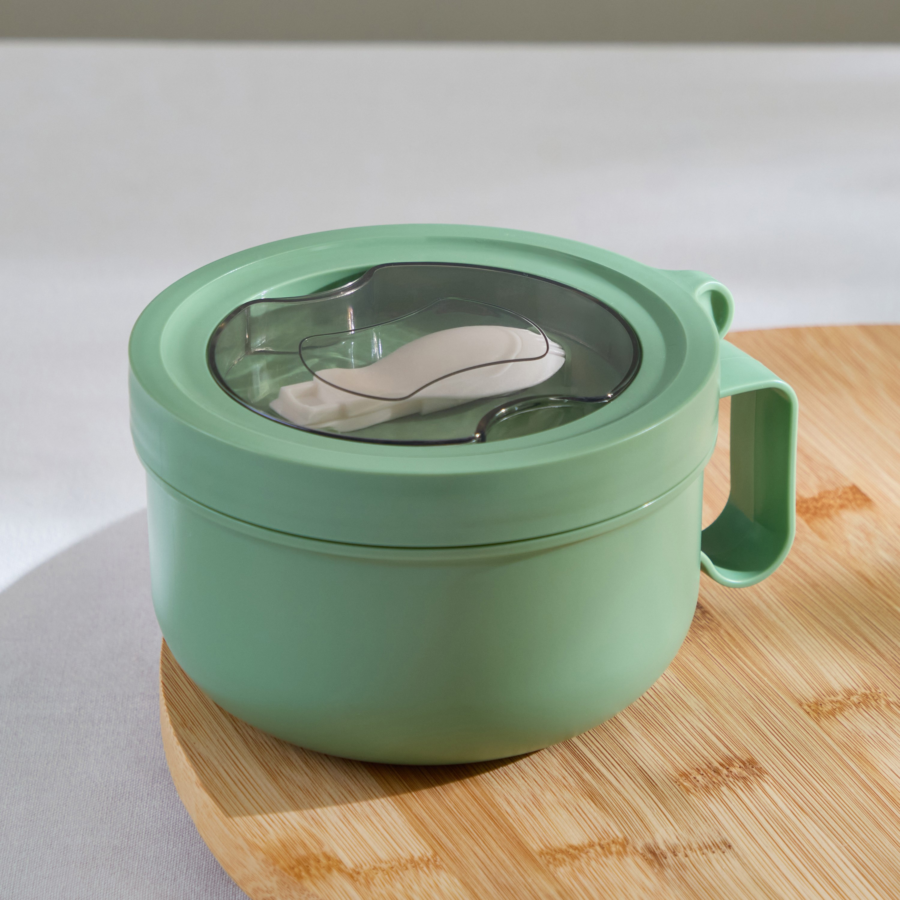 صندوق غداء ستانليس ستيل مع ملعقة من إزرا - 900 مل-hbxhomeware-hbxkidsandyouth-image-1
