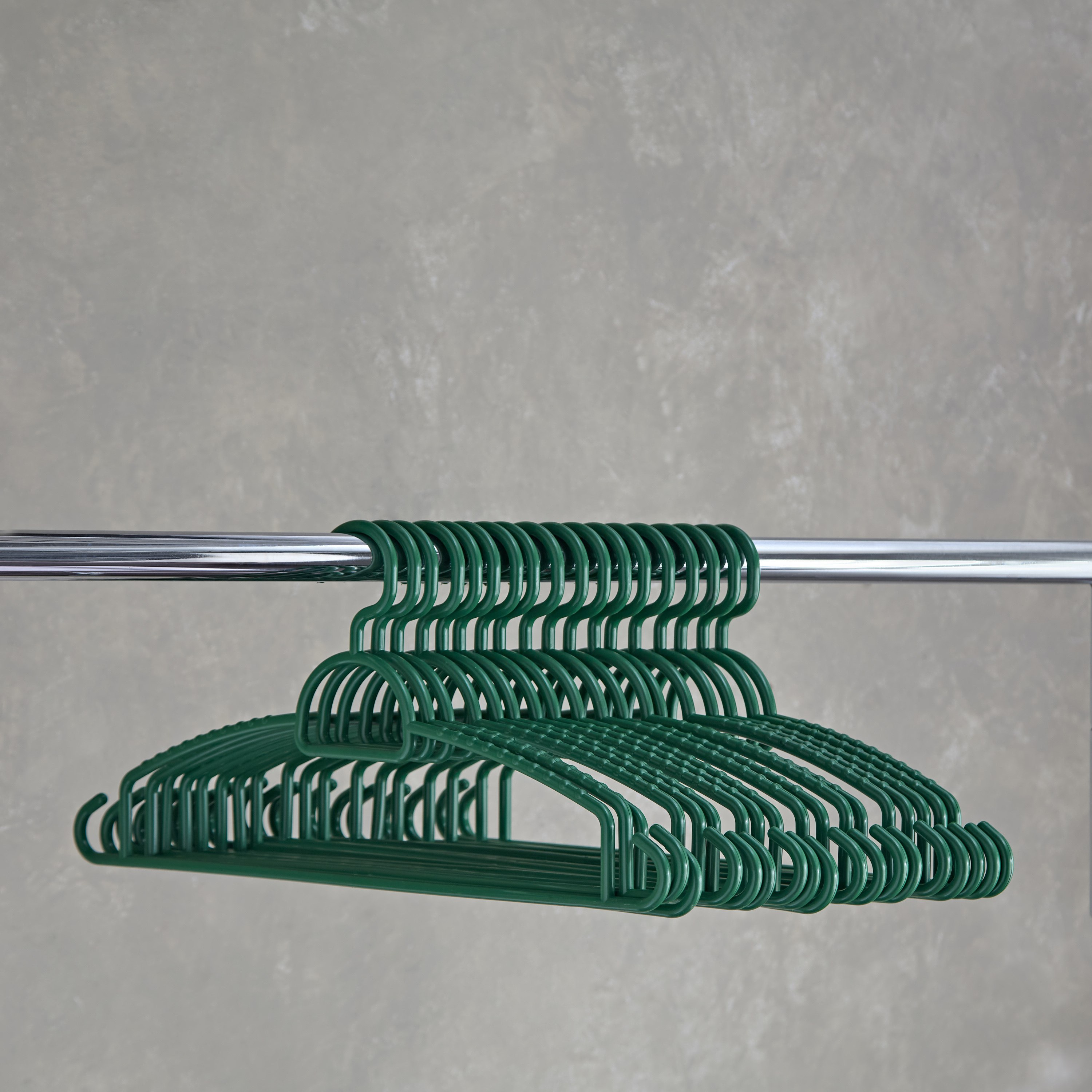 طقم علّاقات ملابس 18 قطعة من أميتي-hbxhomeware-bathandlaundry-clothesdryingracks-image-1