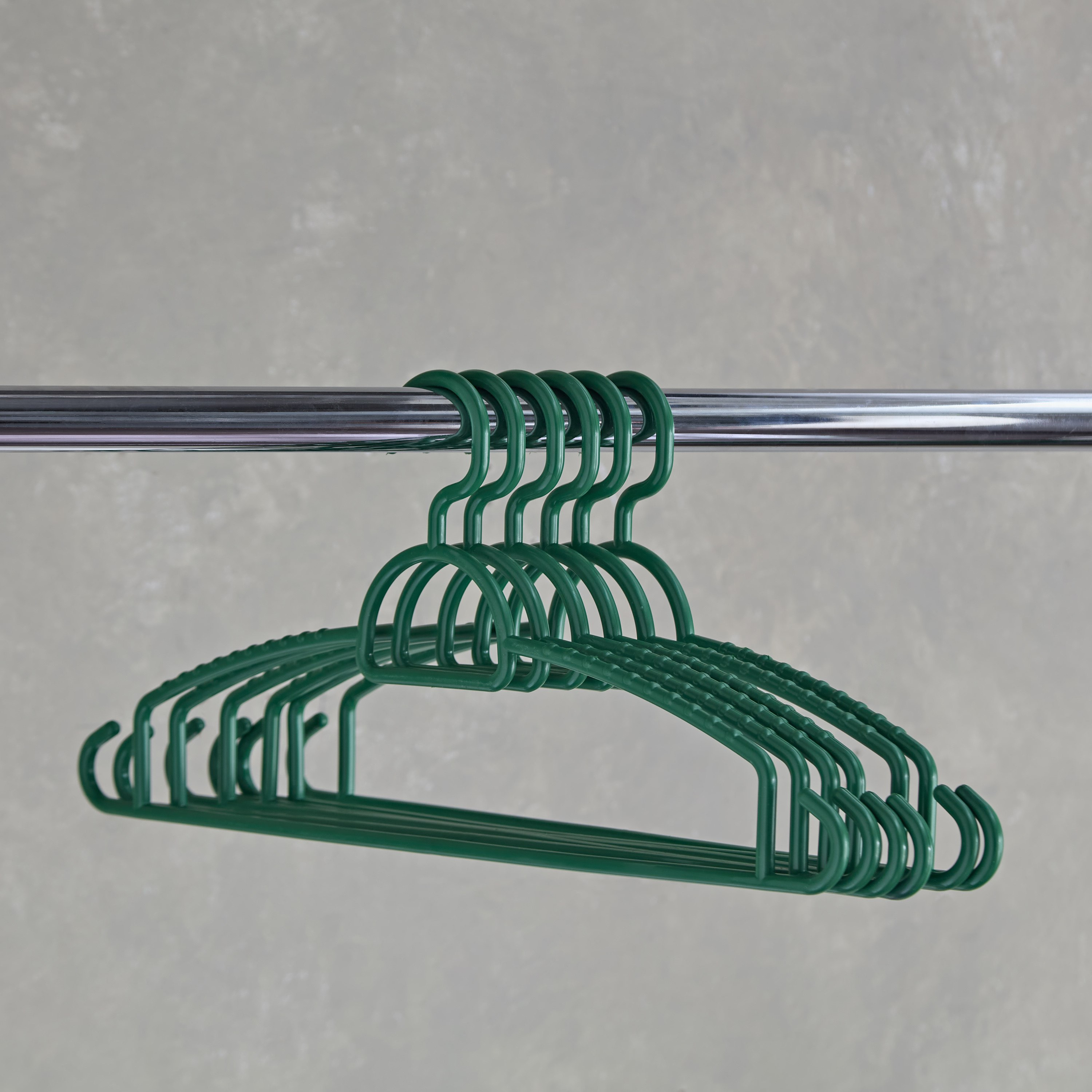 طقم علّاقات ملابس 6 قطع من أميتي-hbxhomeware-bathandlaundry-clothesdryingracks-image-1