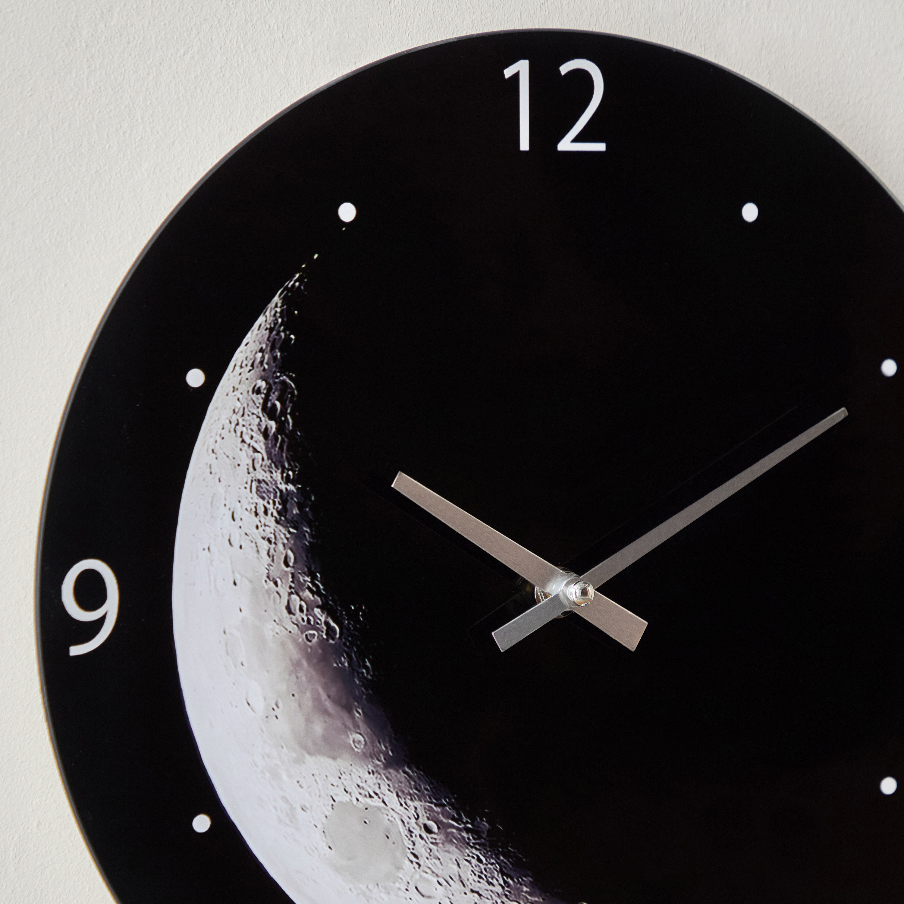 ساعة بتصميم هلال وزجاج ملون من فيرو - 30x4.5x30 سم-hbxdiningroom-decorandaccessories-clocks-image-3