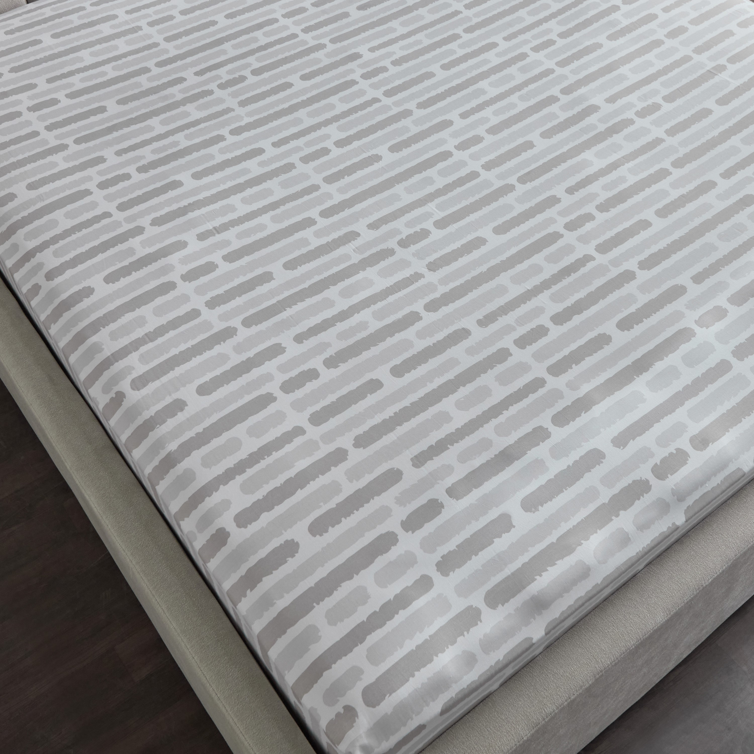 شرشف مسطح كينج بولي قطن باري من ألبانيا - 240x260 سم-hbxhomeware-hbxbedroom-image-4