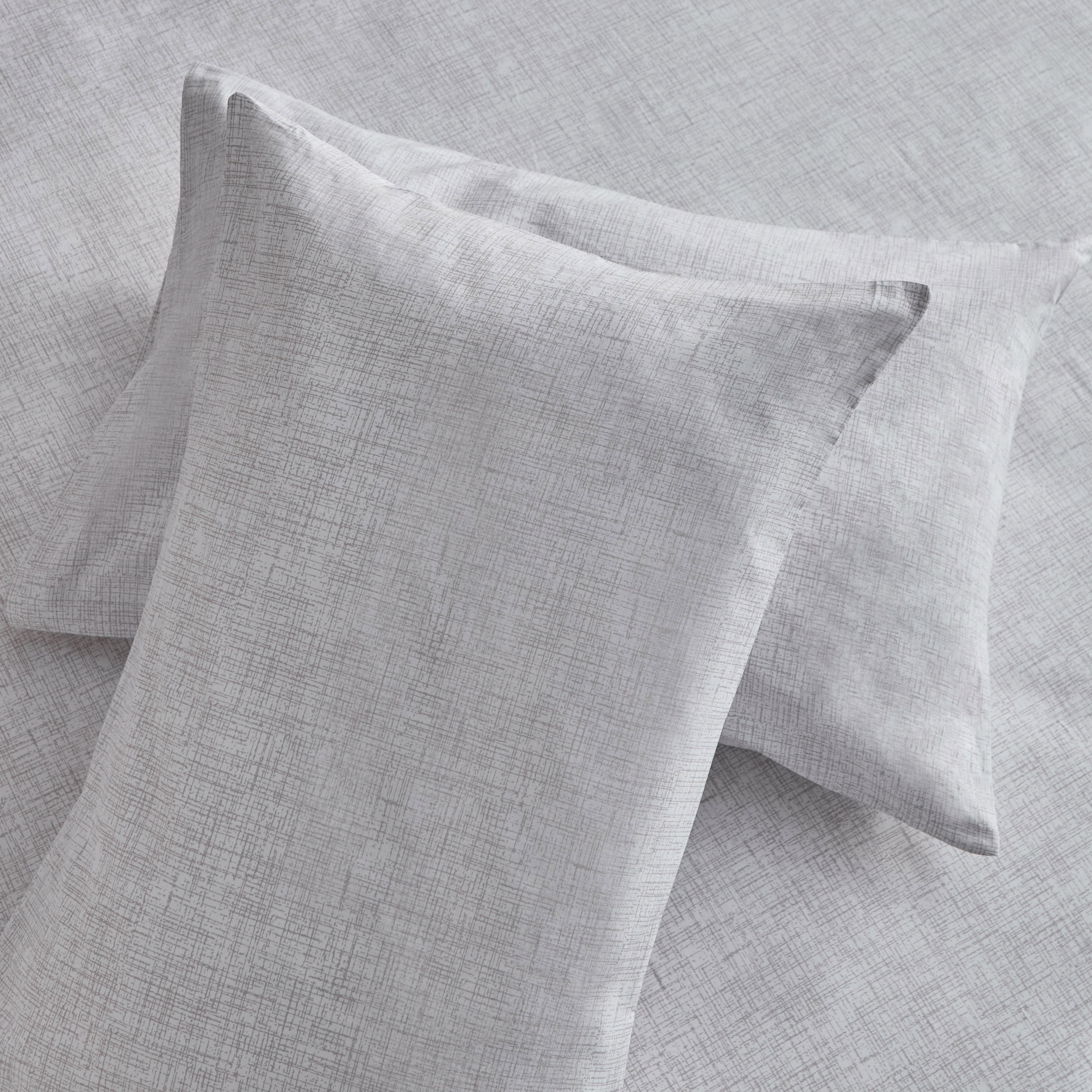 طقم غطاء وسادة بولي قطن قطعتين باري من ألبانيا - 50x75 سم-hbxhomeware-hbxbedroom-image-5