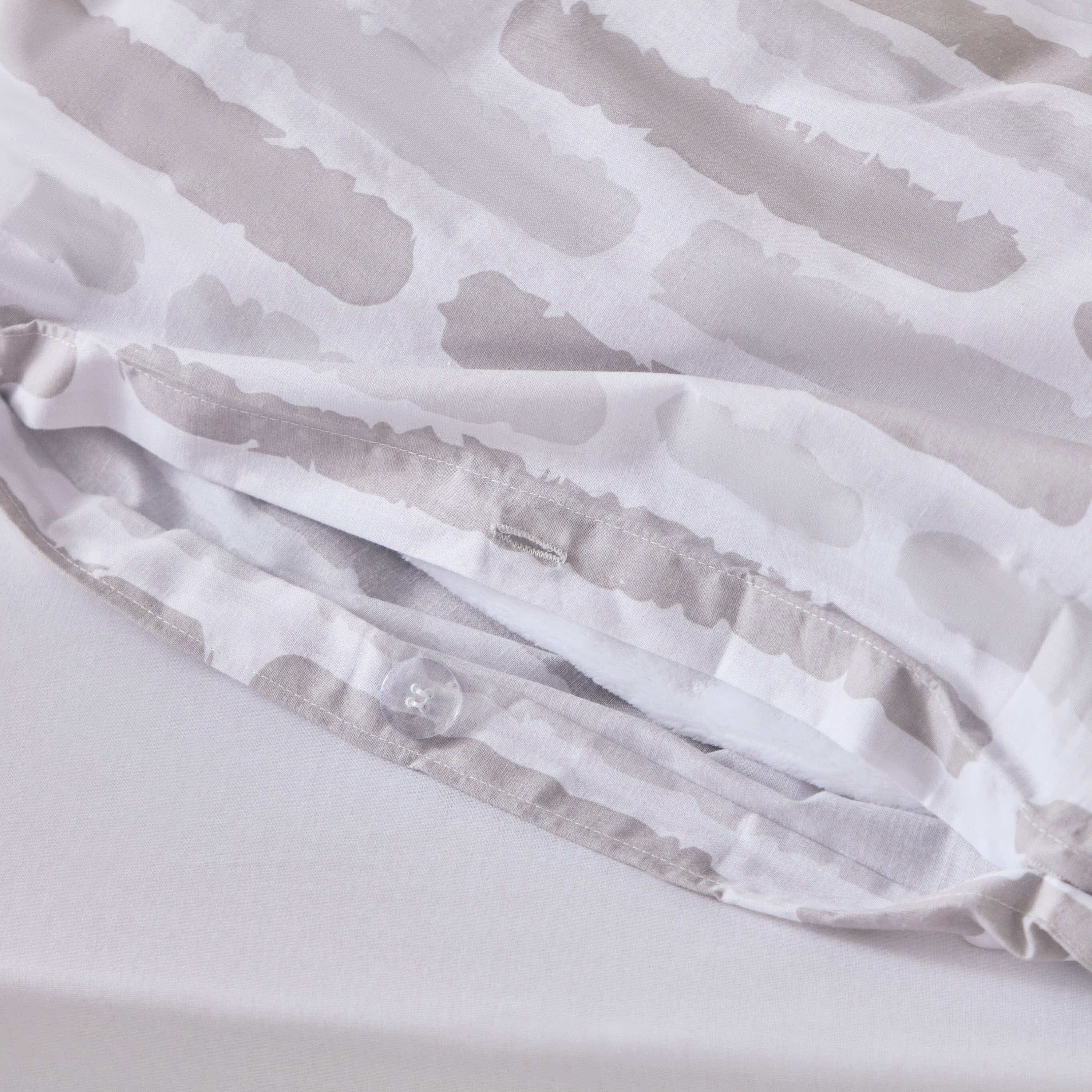 طقم غطاء لحاف بولي قطن فردي قطعتين بطبعات باري من ألبانيا - 135x200 سم-hbxhomeware-hbxbedroom-image-8