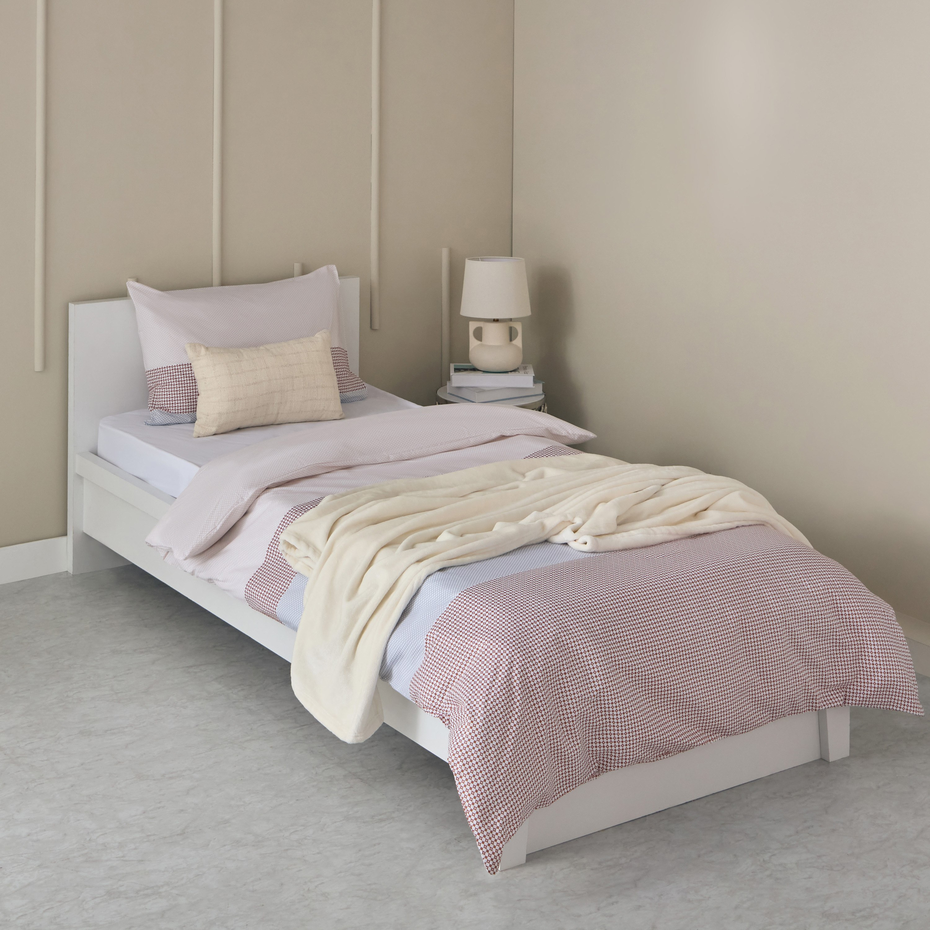 طقم غطاء لحاف فردي بولي قطن قطعتين بطبعات جنوة من ألبانيا - 135x200 سم-hbxhomeware-hbxbedroom-image-9