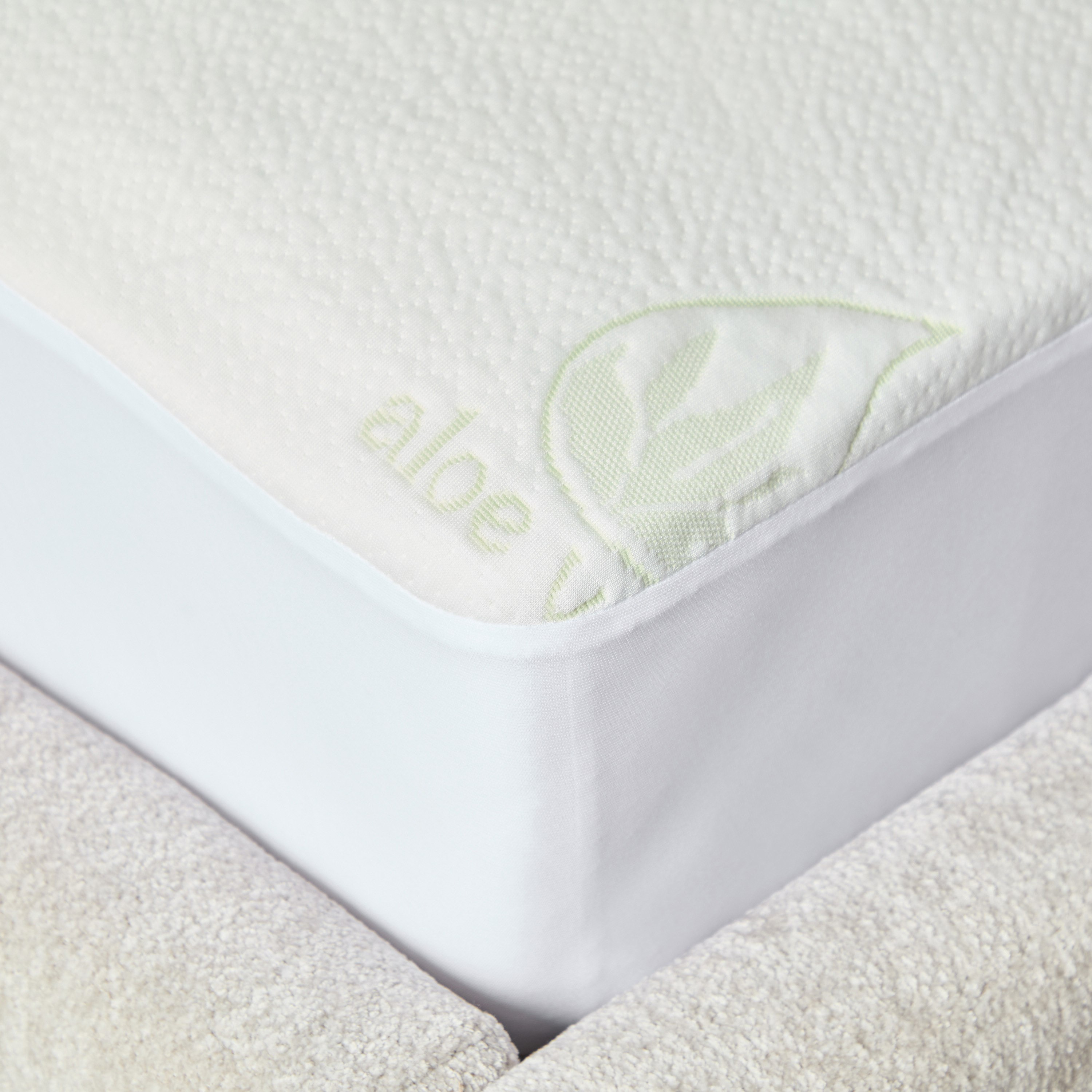 Aloevera Waterproof Olympic Queen Mattress Protector - 160x200+33 cm-PROMO_HB_AE_B2G2_011025-image-5