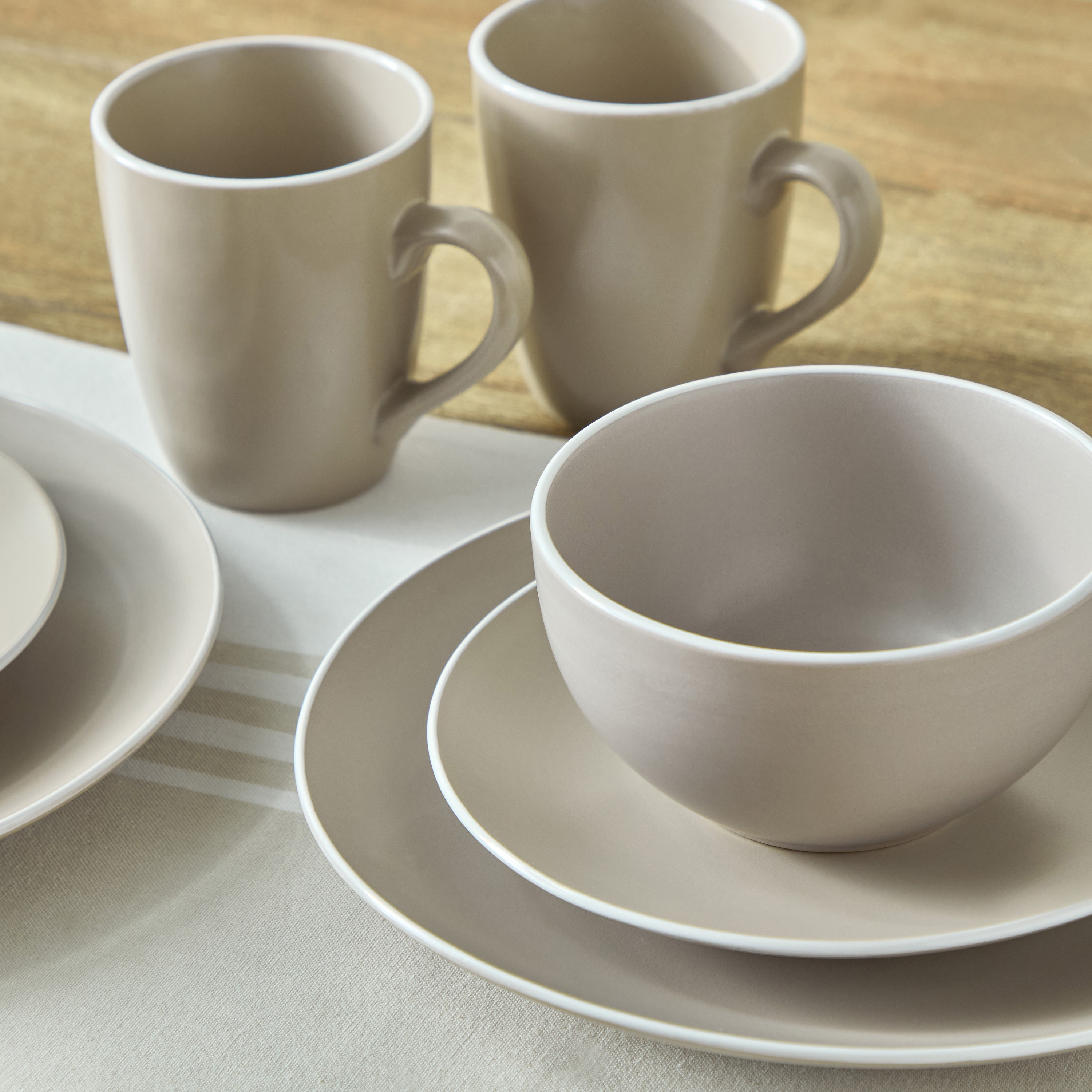 طقم عشاء 16 قطعة من الخزف الحجري من إيثر - 4 أشخاص-hbxhomeware-hbxkitchen-image-4