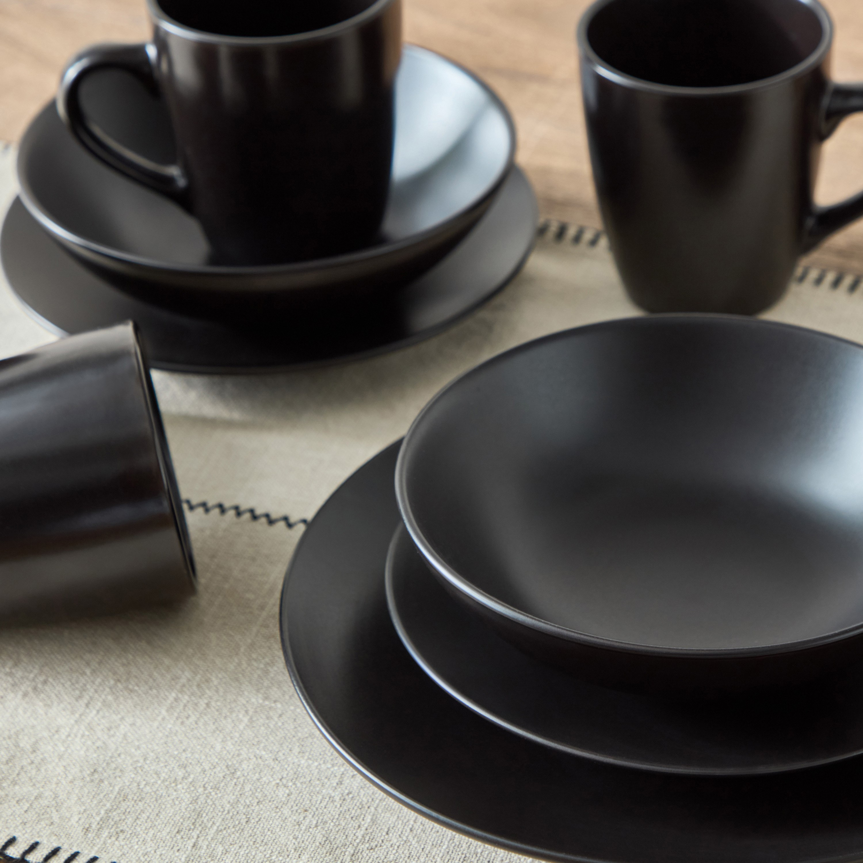 Eclipse 16-Piece Stoneware Dinner Set - Serves 4-hbxhomeware-hbxkitchen-image-4