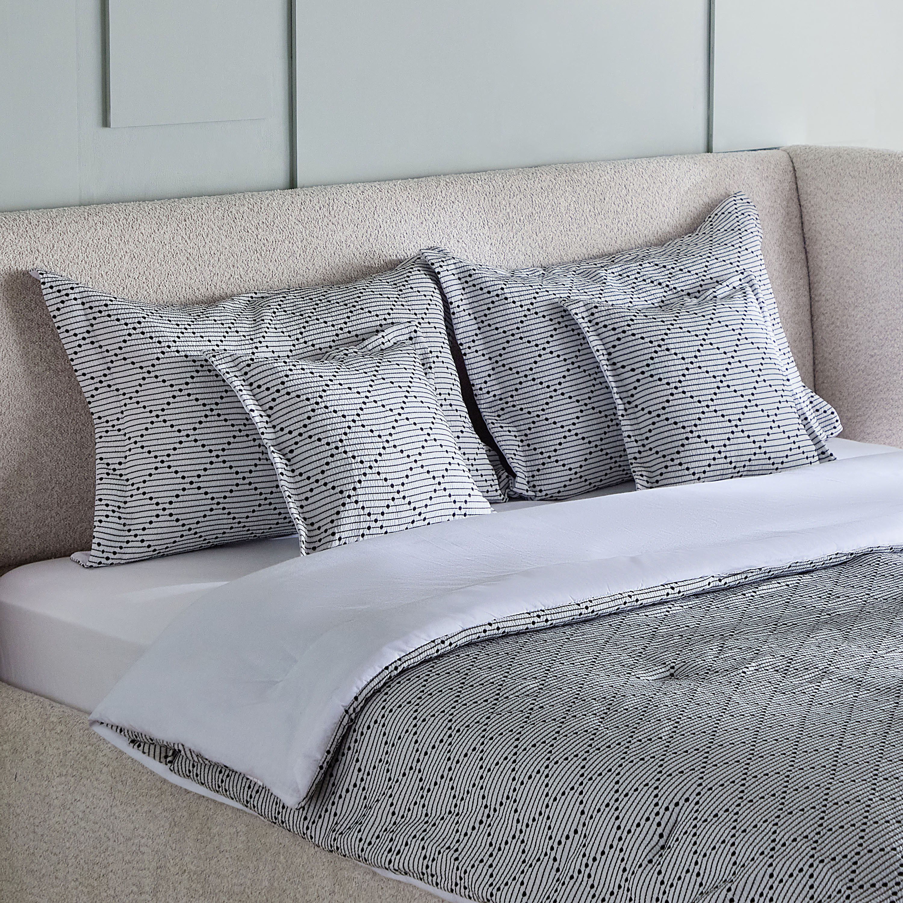طقم لحاف كينج 5 قطع جاكارد من بريسم دايموند - 220x240 سم -hbxhomeware-hbxbedroom-image-1