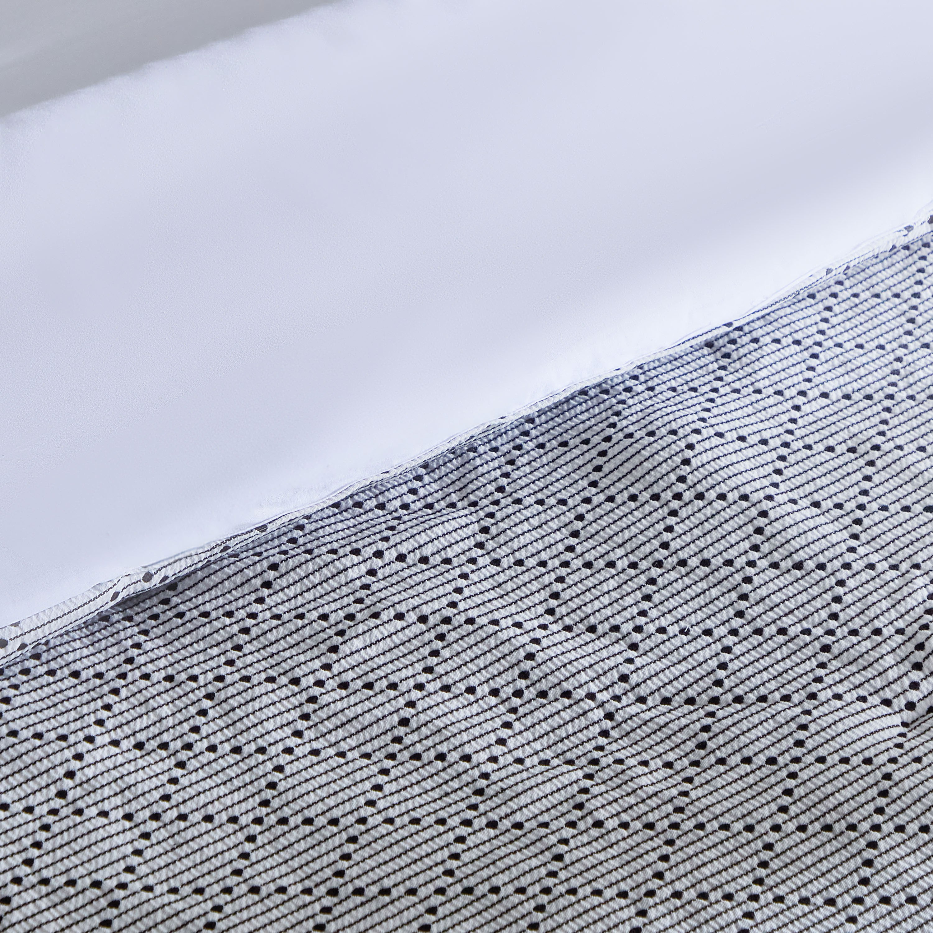 طقم لحاف كينج 5 قطع جاكارد من بريسم دايموند - 220x240 سم -hbxhomeware-hbxbedroom-image-4