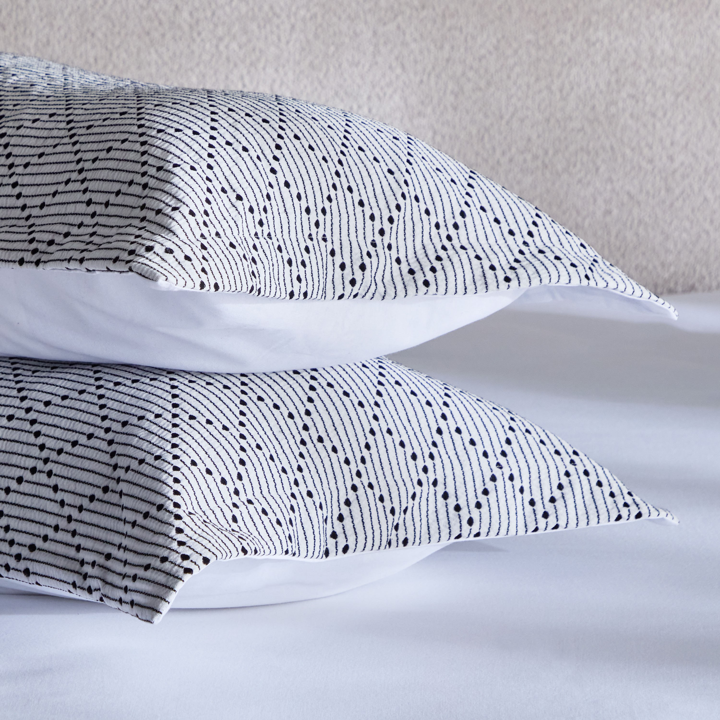 طقم لحاف كينج 5 قطع جاكارد من بريسم دايموند - 220x240 سم -hbxhomeware-hbxbedroom-image-6
