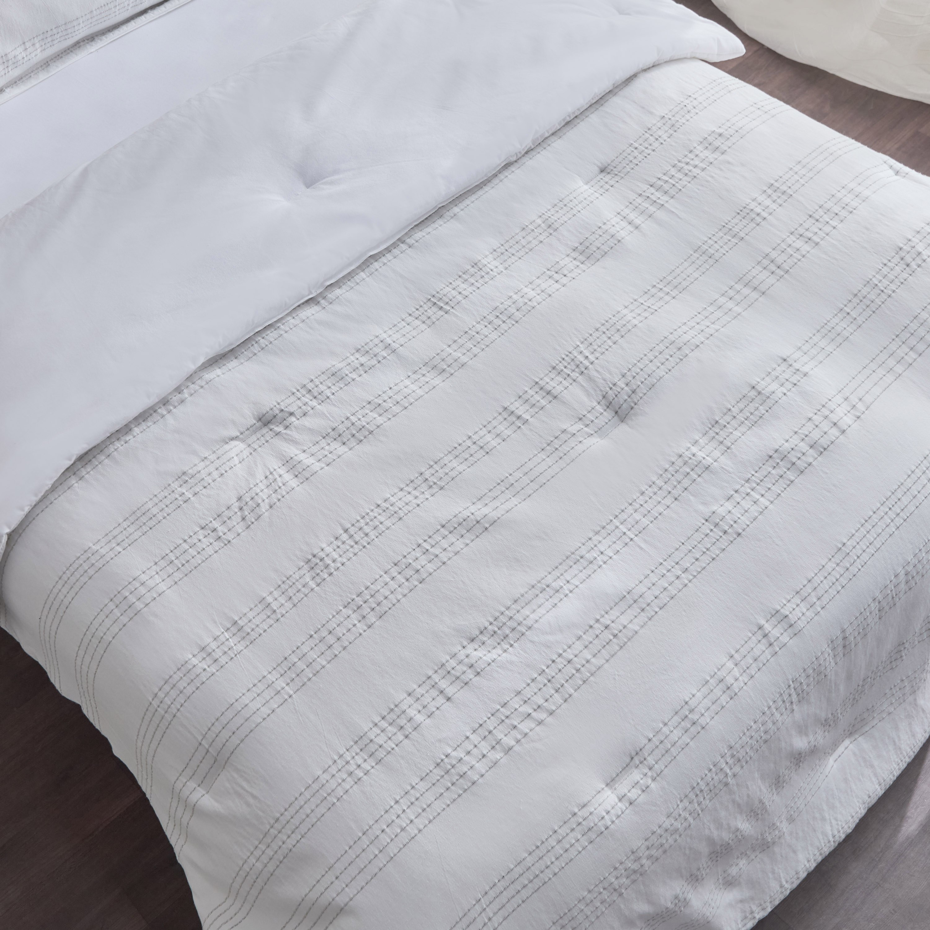 طقم لحاف زوجي مقلّم 3 قطع من سليت - 160x220 سم-hbxhomeware-hbxbedroom-image-4