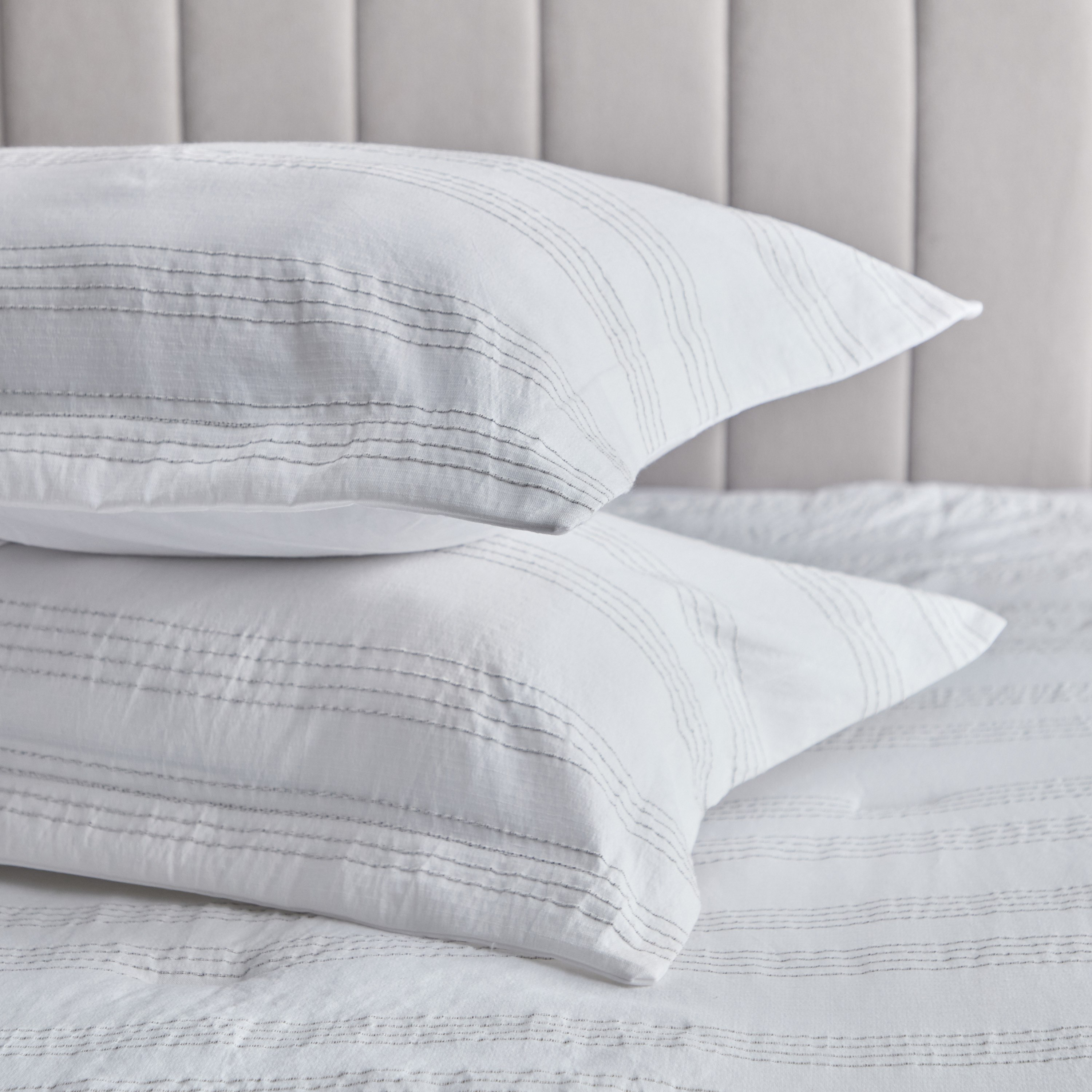 طقم لحاف زوجي مقلّم 3 قطع من سليت - 160x220 سم-hbxhomeware-hbxbedroom-image-7