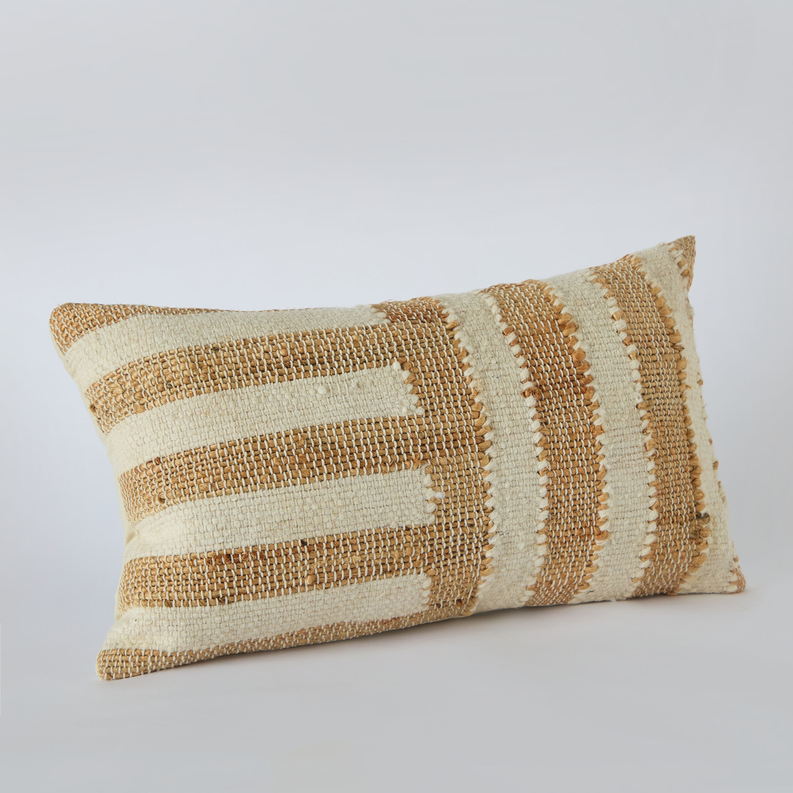 وسادة محشوة مخطّطة جوت من موزاييك- 30x50 سم-hbxhomeware-hbxbedroom-image-5