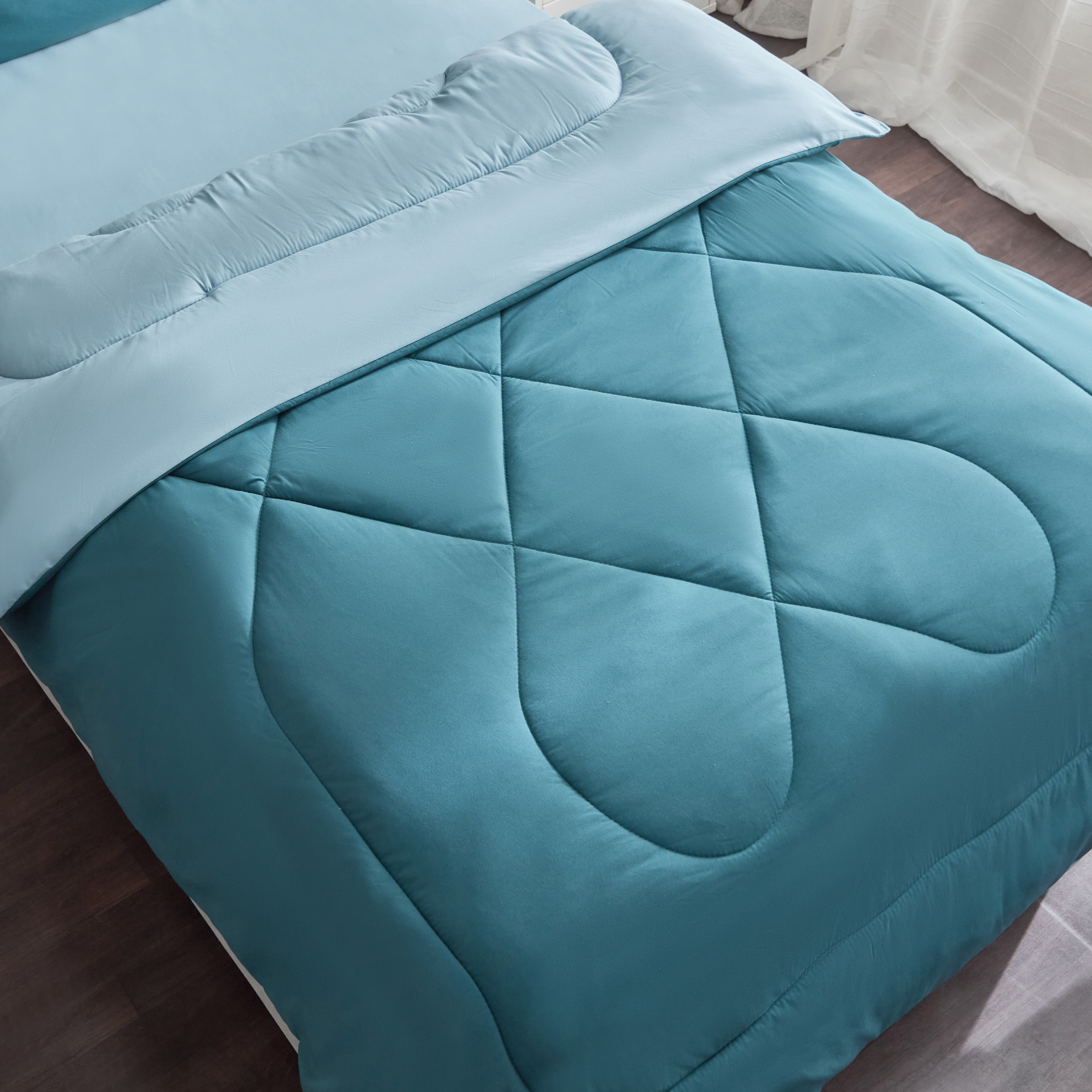 Derby 2-Piece Twin Reversible Microfibre Comforter Set - 160x220 cm-hbxhomeware-hbxbedroom-image-5