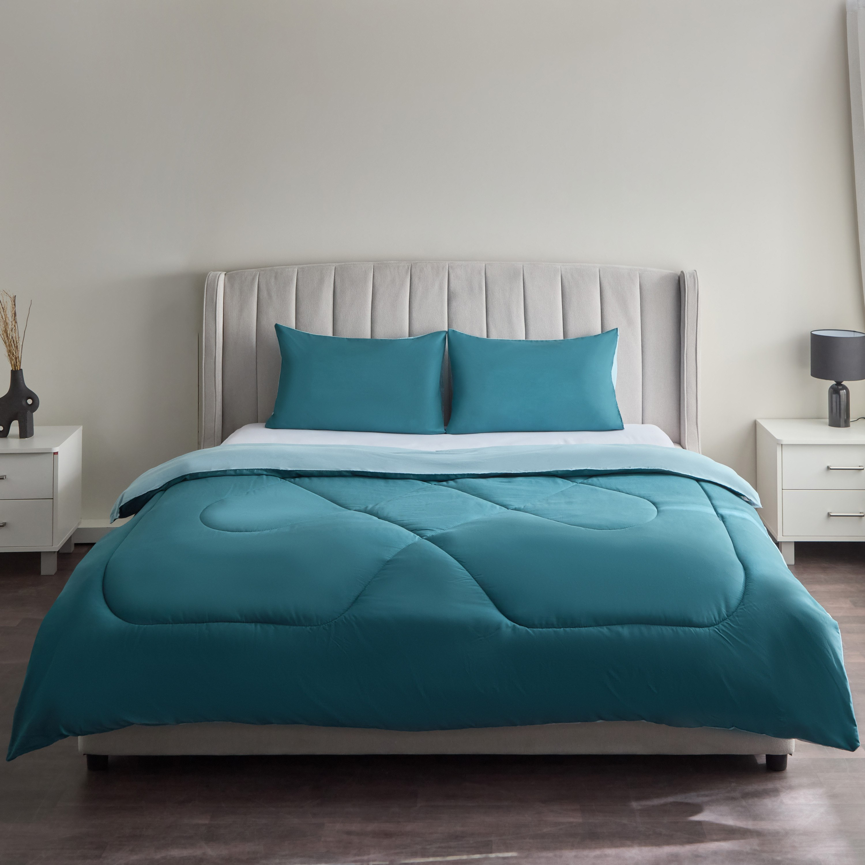 طقم لحاف كوين من الألياف الدقيقة يستخدم على الوجهين 3 قطع من ديربي- 200x230 سم-hbxhomeware-hbxbedroom-image-3