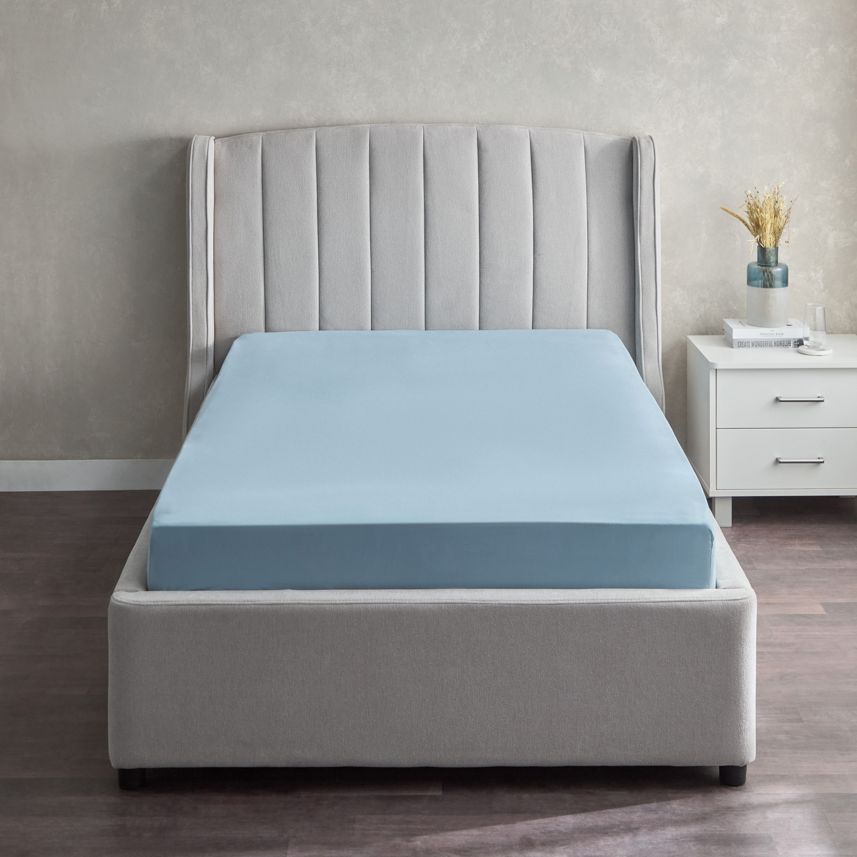 Derby Solid Single Microfibre Fitted Sheet - 90x190+20 cm-hbxhomeware-hbxbedroom-image-2