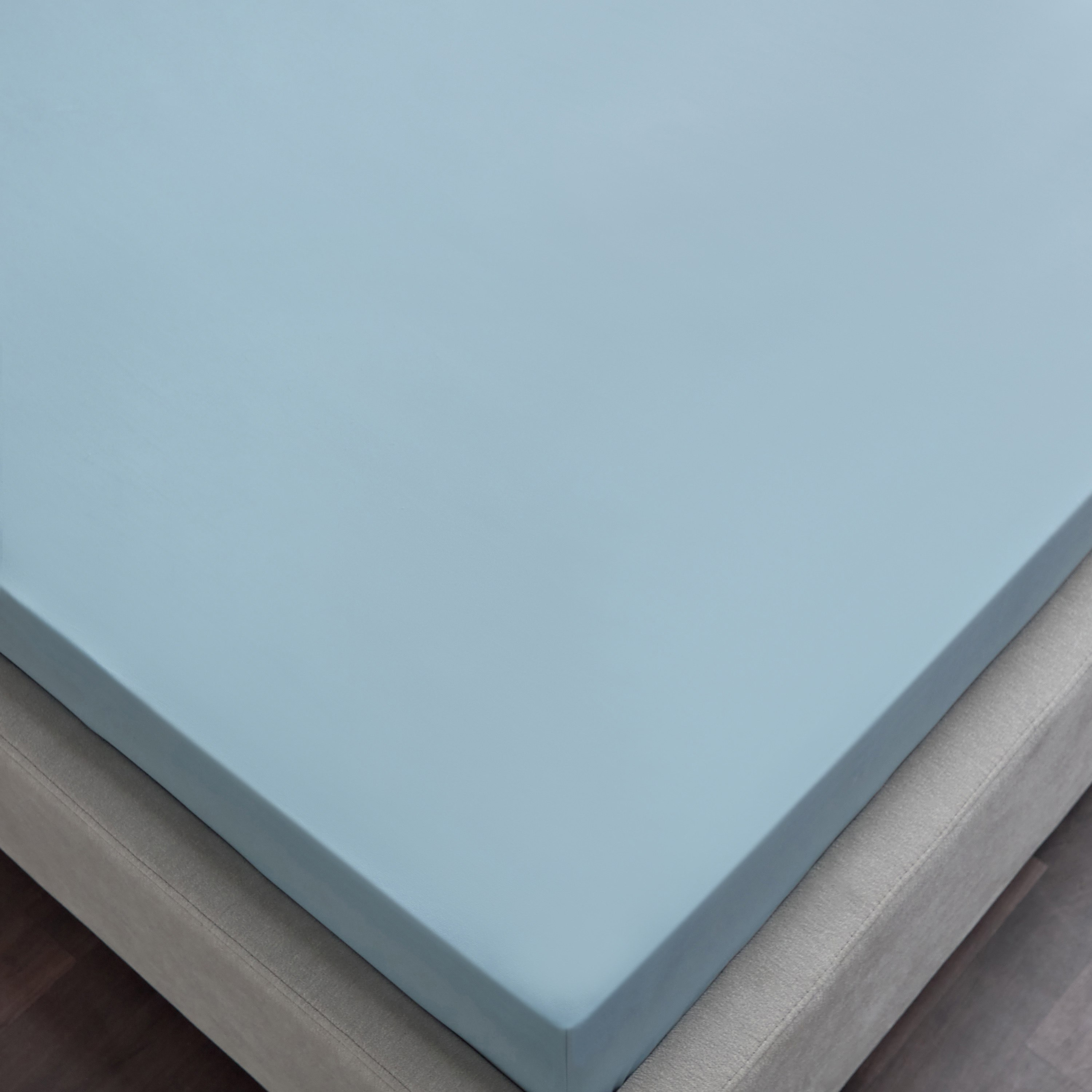 Derby Solid Twin Microfibre Fitted Sheet - 120x200+25 cm-hbxhomeware-hbxbedroom-image-3