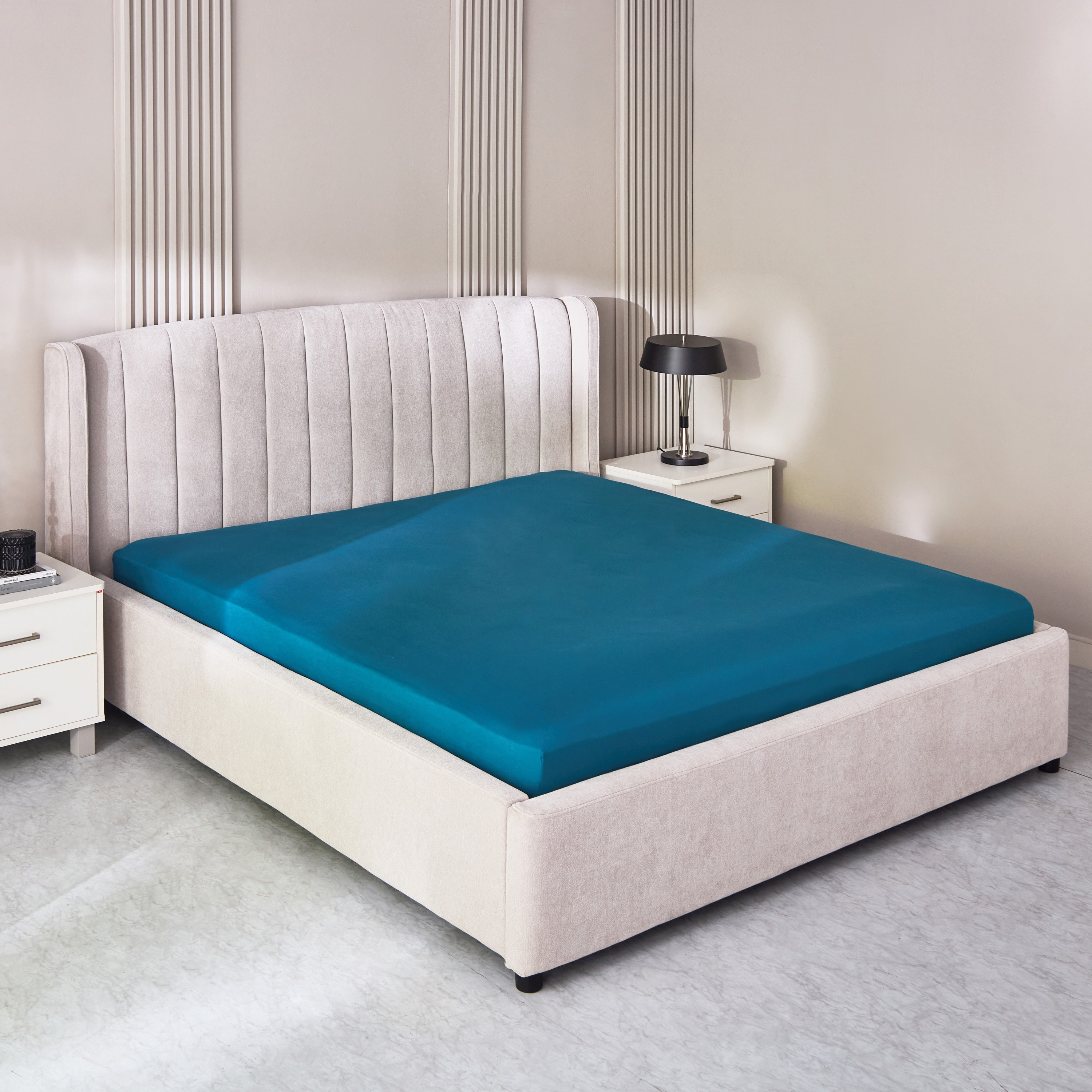 شرشف مطاطي مزدوج سادة من الألياف الدقيقة من ديربي - 140x200+25 سم-hbxhomeware-hbxbedroom-image-1