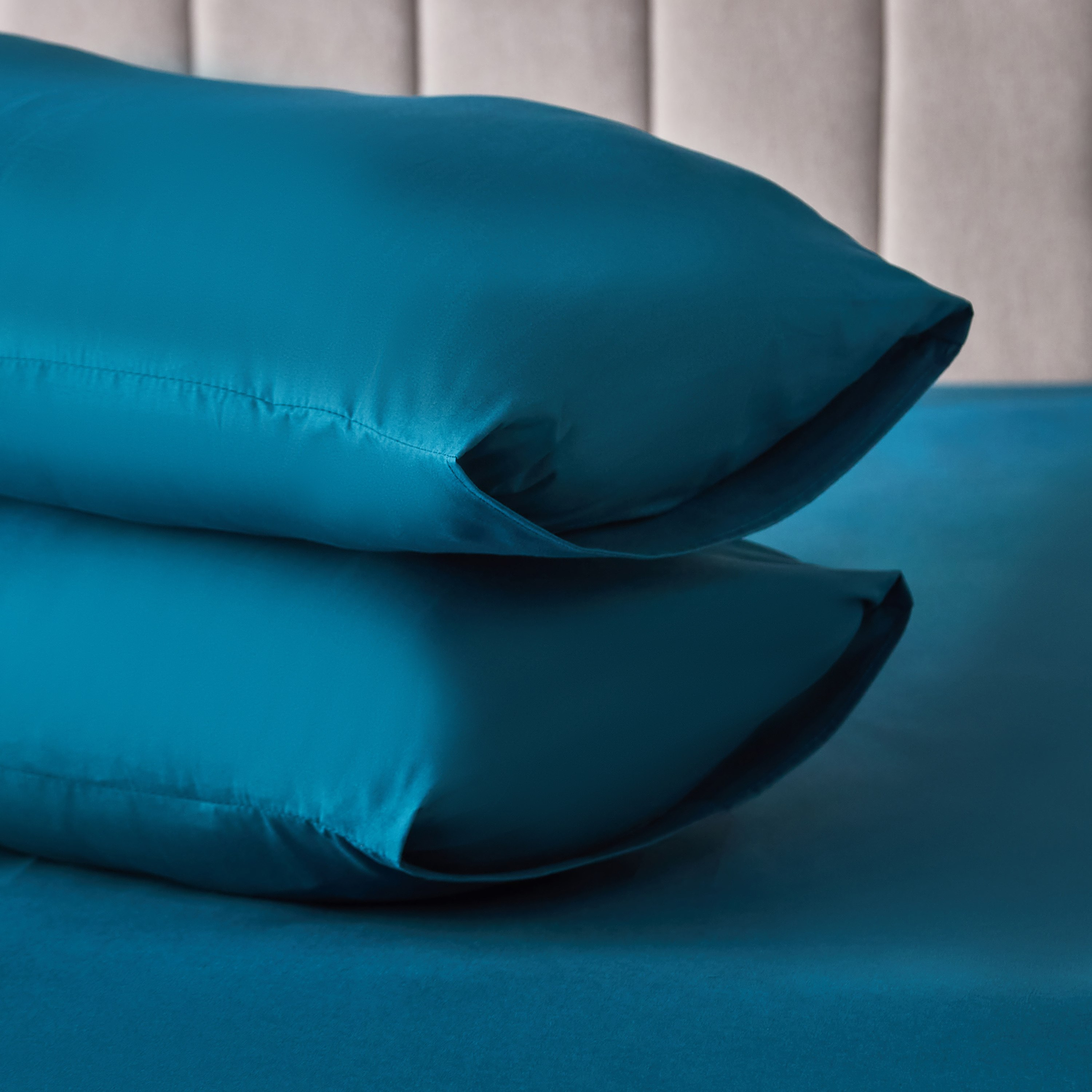 طقم أغطية وسادة سادة من ألياف دقيقة قطعتين من ديربي - 45x70 سم-hbxhomeware-hbxbedroom-image-5