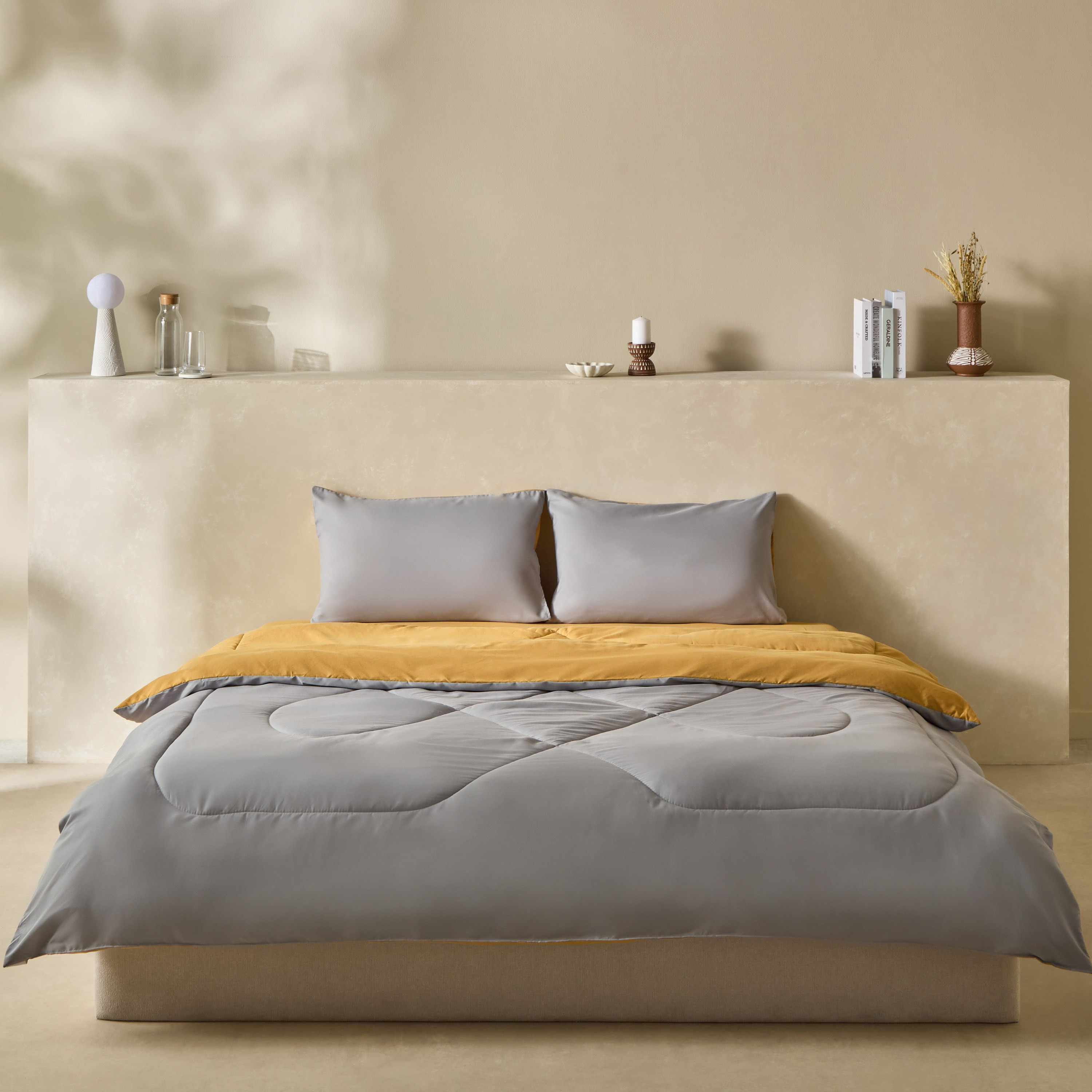 Derby 3-Piece Reversible Microfiber Queen Comforter Set - 200x230 cm-hbxhomeware-hbxbedroom-image-4
