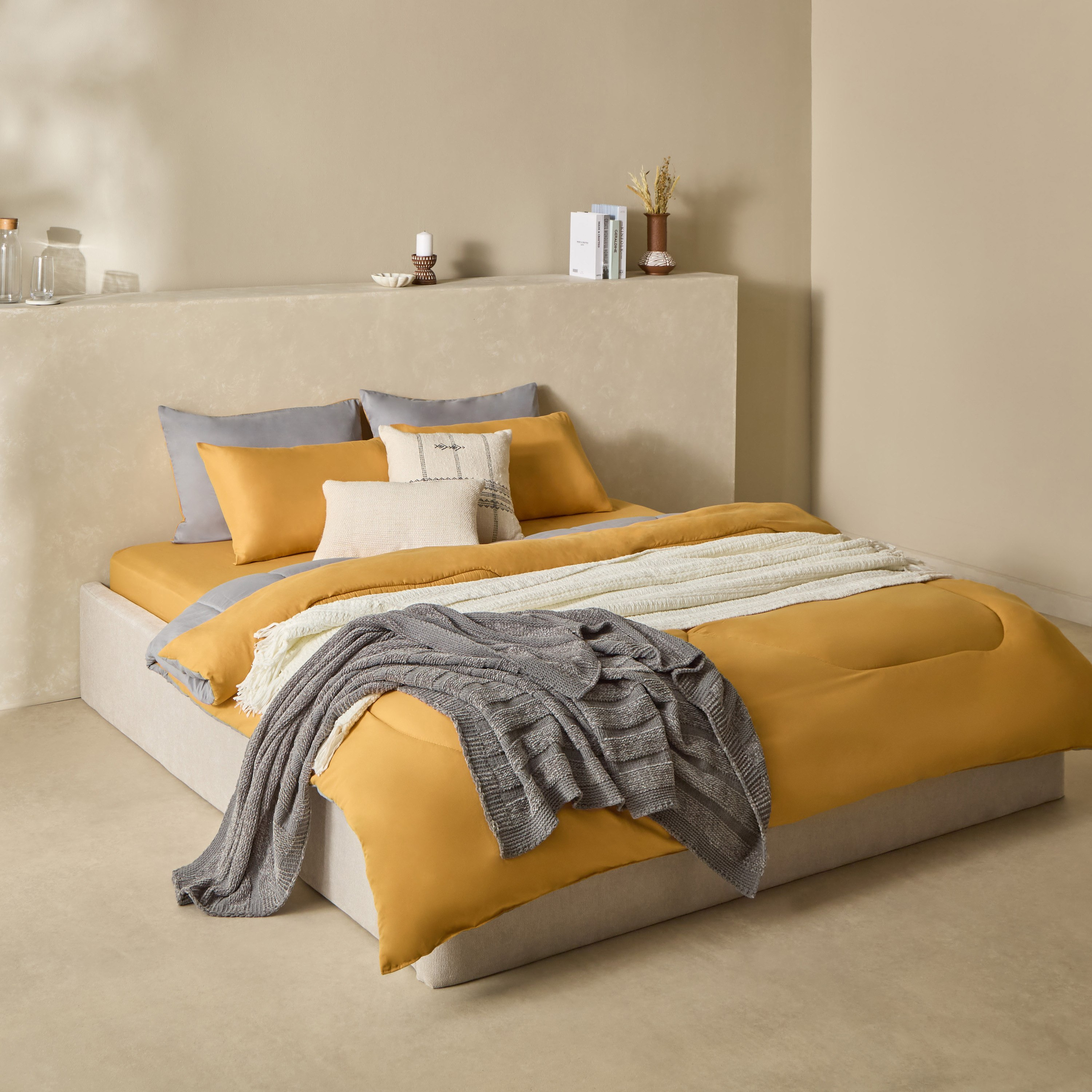 Derby 3-Piece Reversible Microfiber Queen Comforter Set - 200x230 cm-hbxhomeware-hbxbedroom-image-9