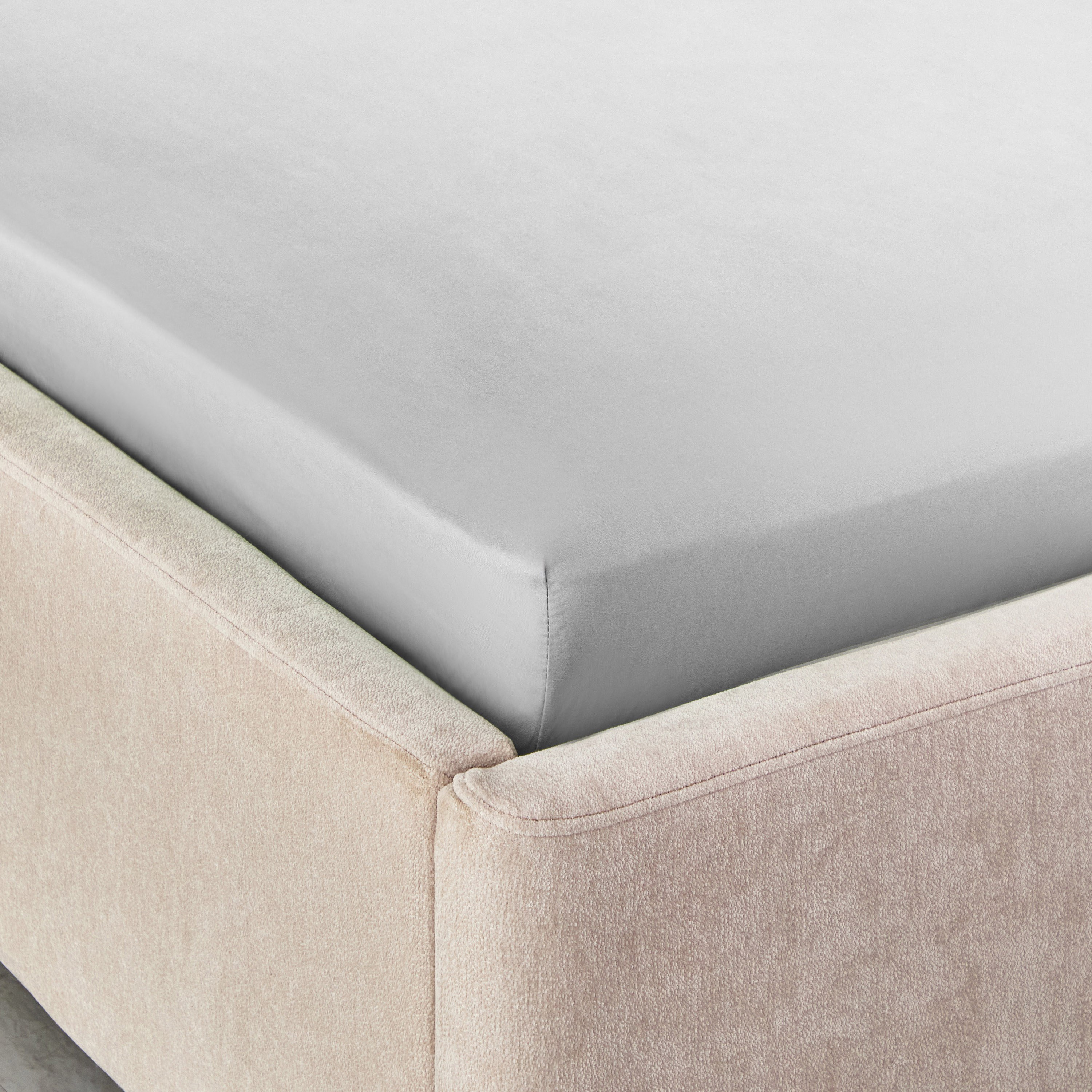 Derby Solid Olympic Queen Microfibre Fitted Sheet - 160x200+25 cm-hbxhomeware-hbxbedroom-image-4