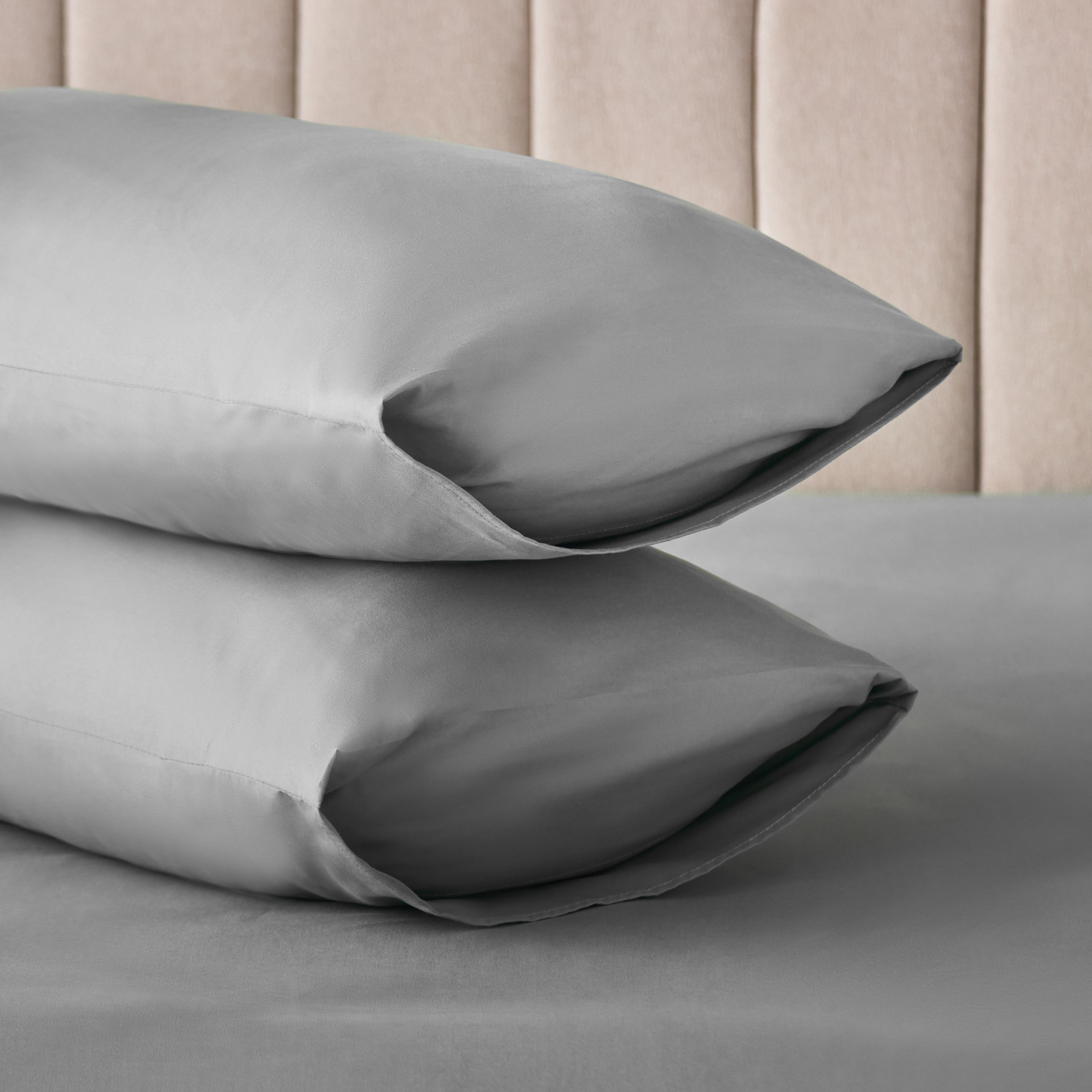 Derby 2-Piece Solid Microfibre Pillowcase Set - 45x70 cm-hbxhomeware-hbxbedroom-image-5