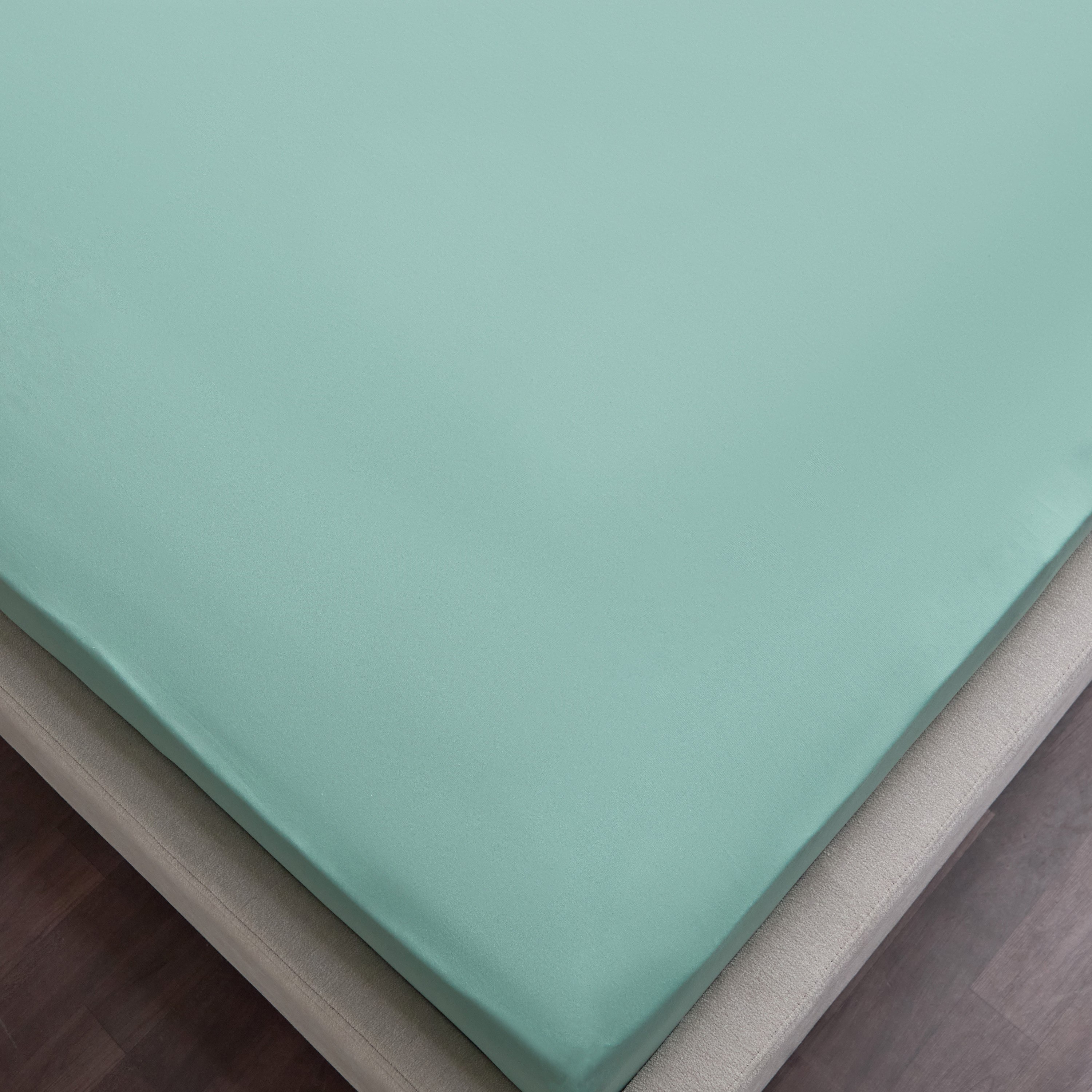 شرشف مطاطي فردي سادة من الألياف الدقيقة من ديربي - 90x190+20 سم-hbxhomeware-hbxbedroom-image-3