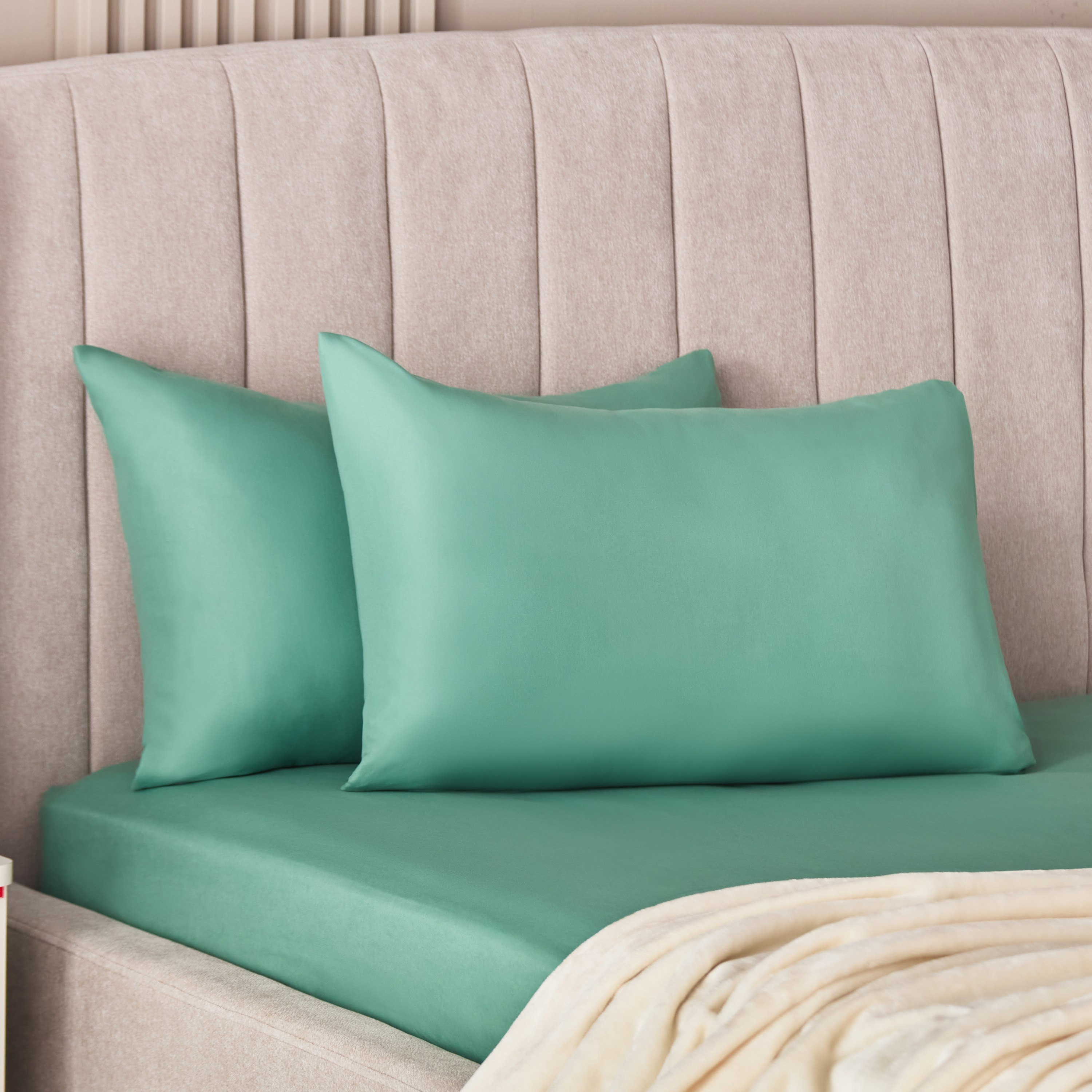 Derby 2-Piece Solid Microfibre Pillowcase Set - 45x70 cm-hbxhomeware-hbxbedroom-image-1