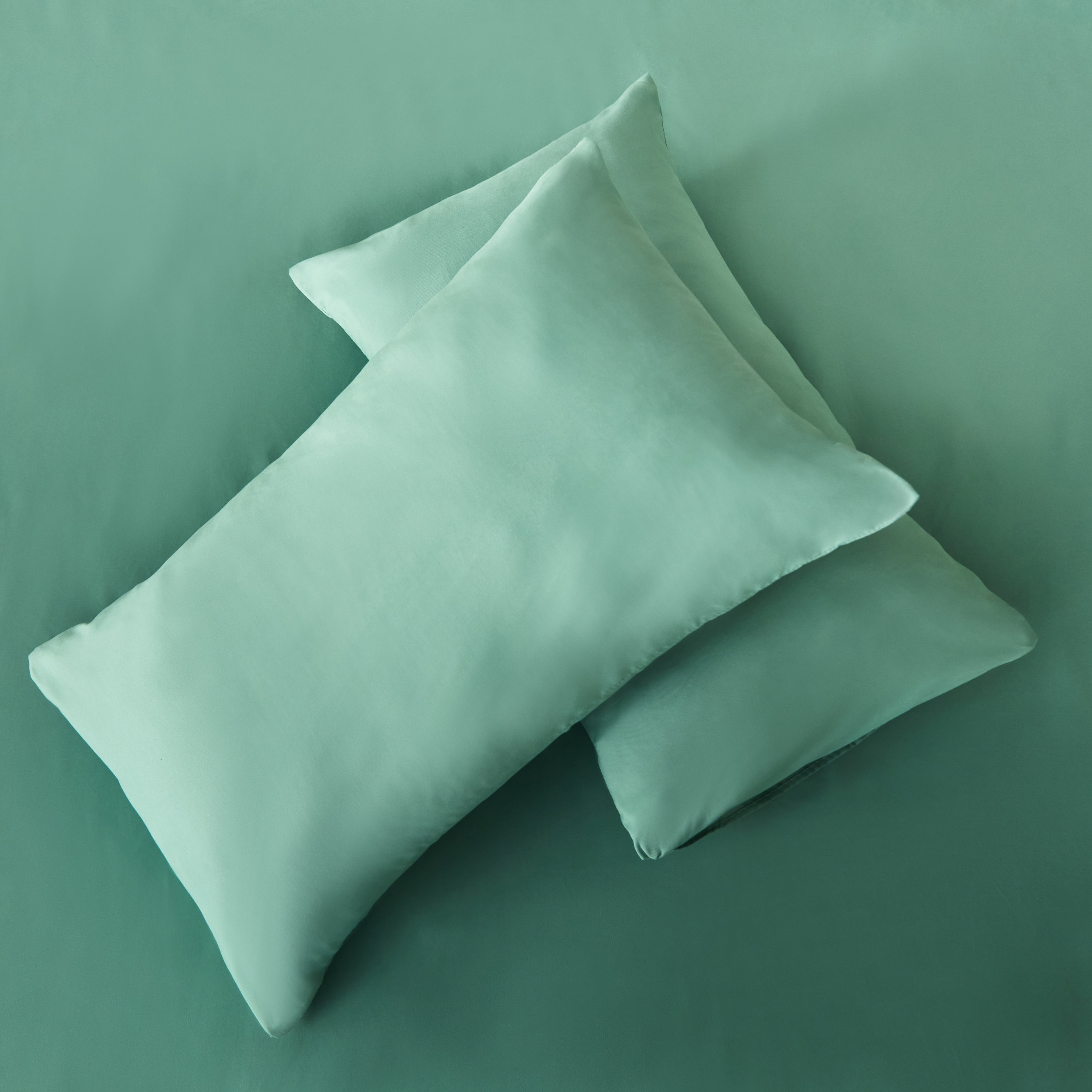 Derby 2-Piece Solid Microfibre Pillowcase Set - 45x70 cm-hbxhomeware-hbxbedroom-image-4