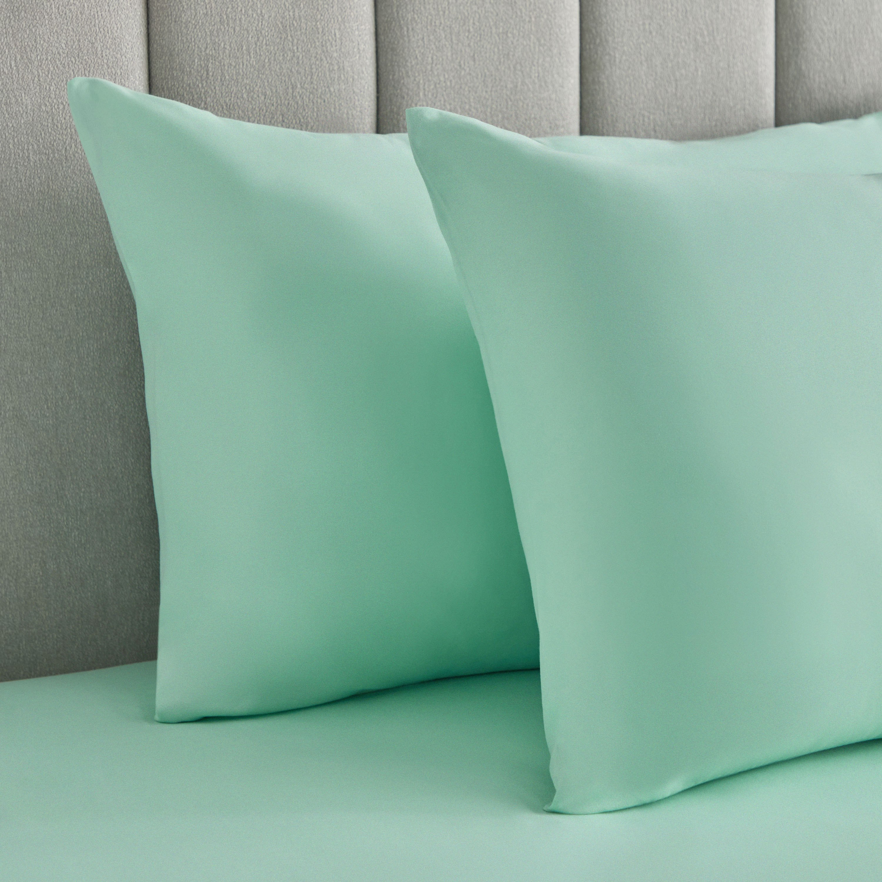 Derby 2-Piece Solid Microfibre Pillowcase Set - 45x70 cm-hbxhomeware-hbxbedroom-image-3