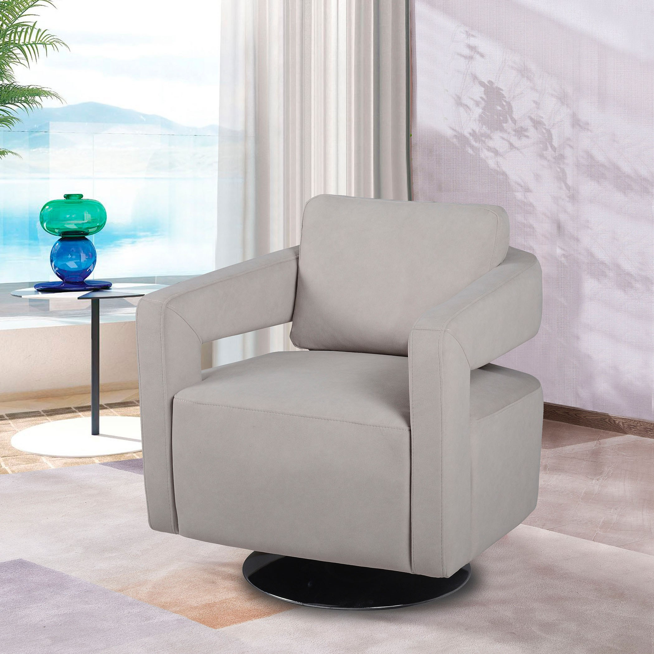 كرسي قماش فردي من بلومينغديل-hbxlivingroom-sofasandarmchairs-easychairs-image-1