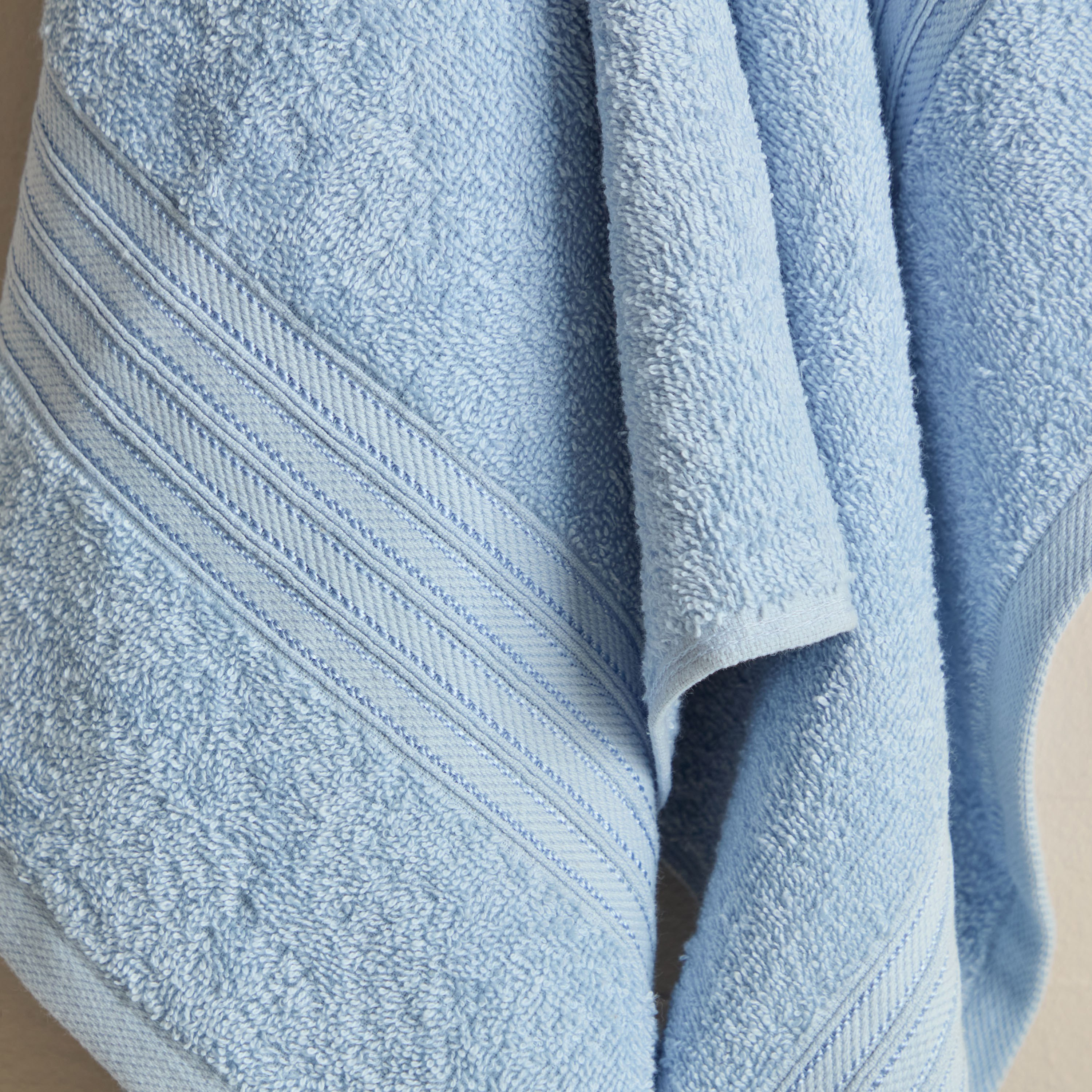 منشفة يد ممشطة من إيسنشيال - 50x90 سم-hbxbathroom-bathroomtextiles-image-3
