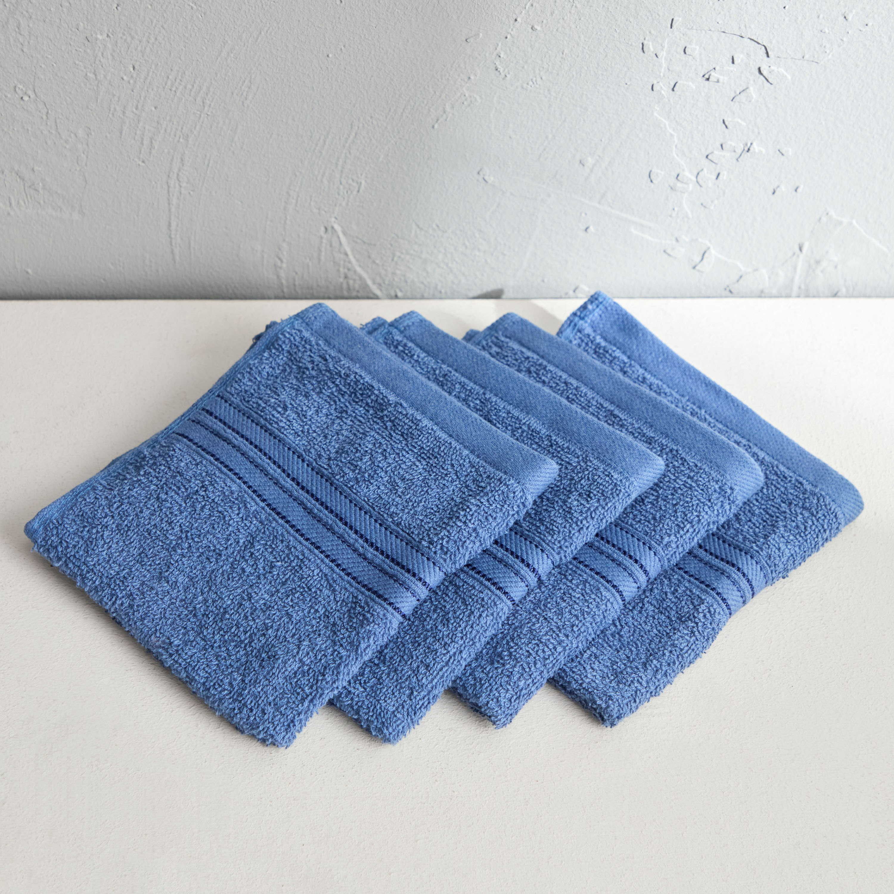 طقم مناشف وجه ممشطة 4 قطع من إيسنشيال - 30x30 سم-hbxbathroom-bathroomtextiles-image-3