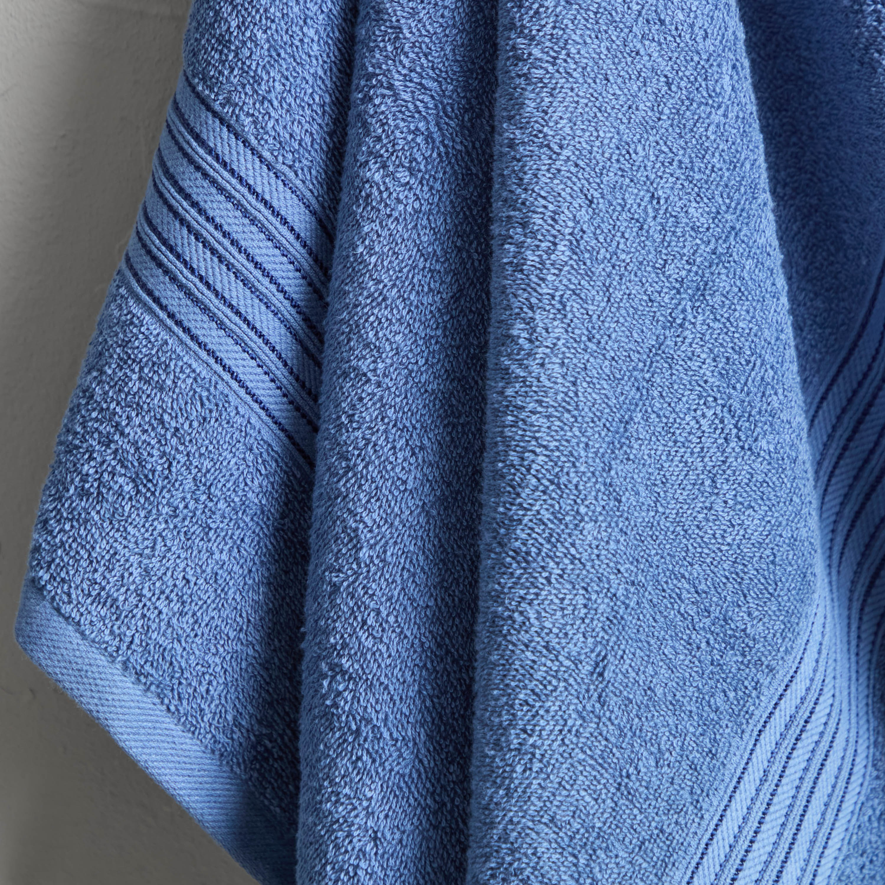 منشفة يد ممشطة من إيسنشيال - 50x90 سم-hbxbathroom-bathroomtextiles-image-3