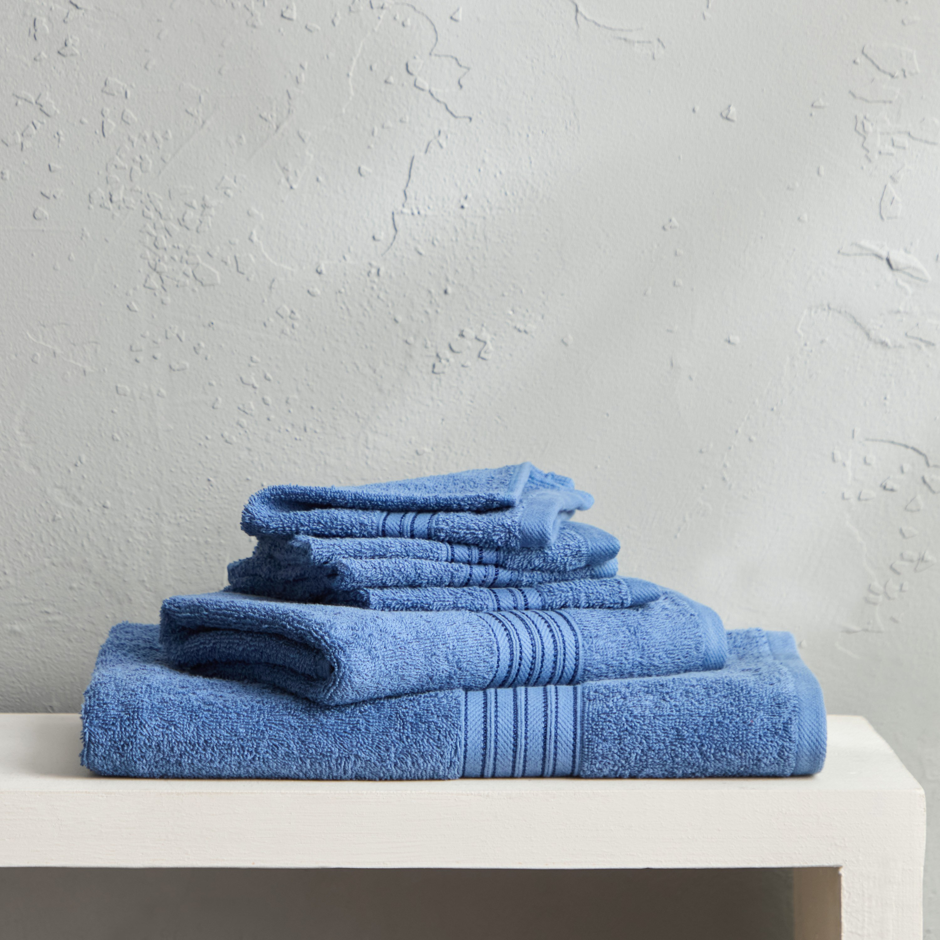 منشفة يد ممشطة من إيسنشيال - 50x90 سم-hbxbathroom-bathroomtextiles-image-4