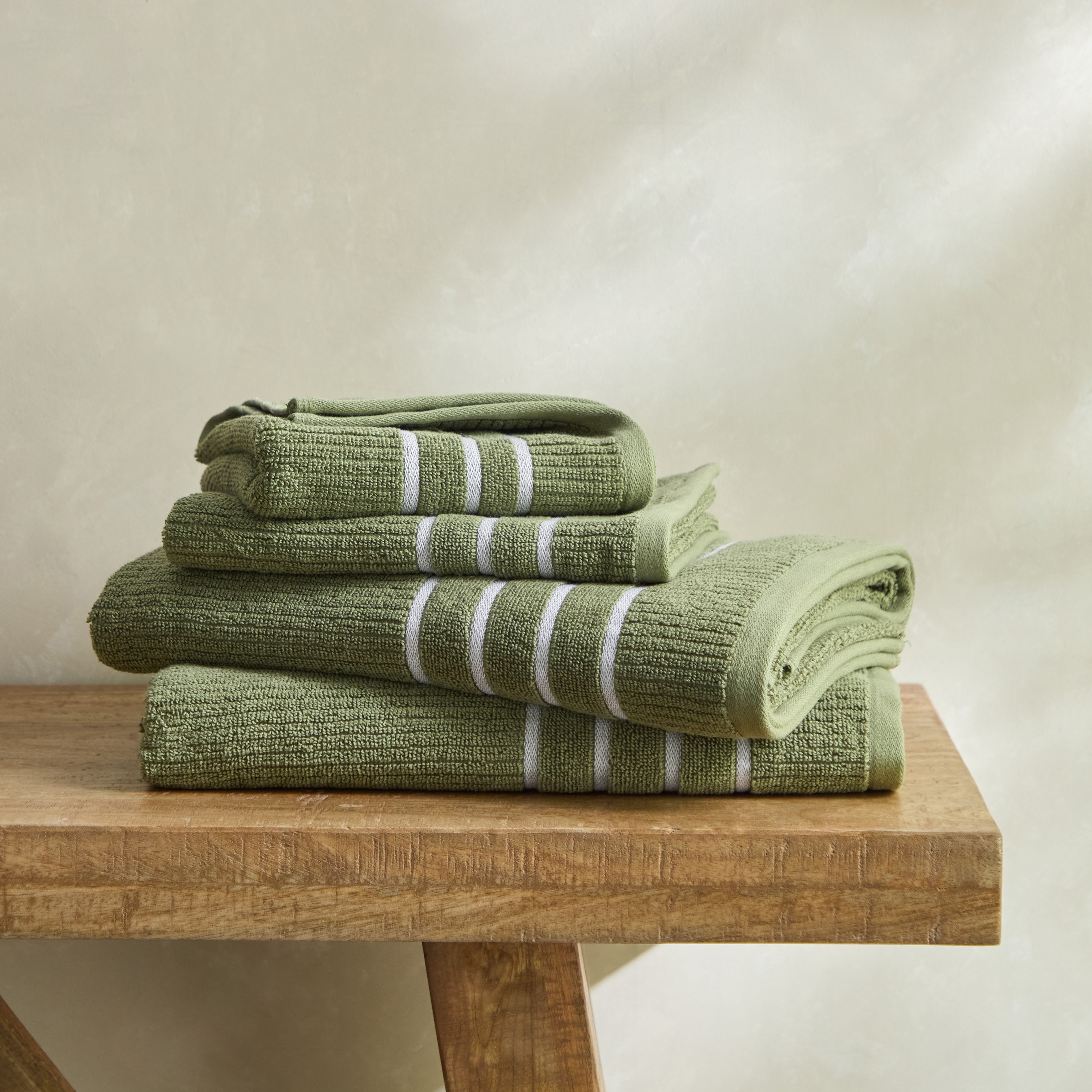 منشفة يد قطن مضلّعة من ماتيو - 70x40 سم-hbxbathroom-bathroomtextiles-image-4