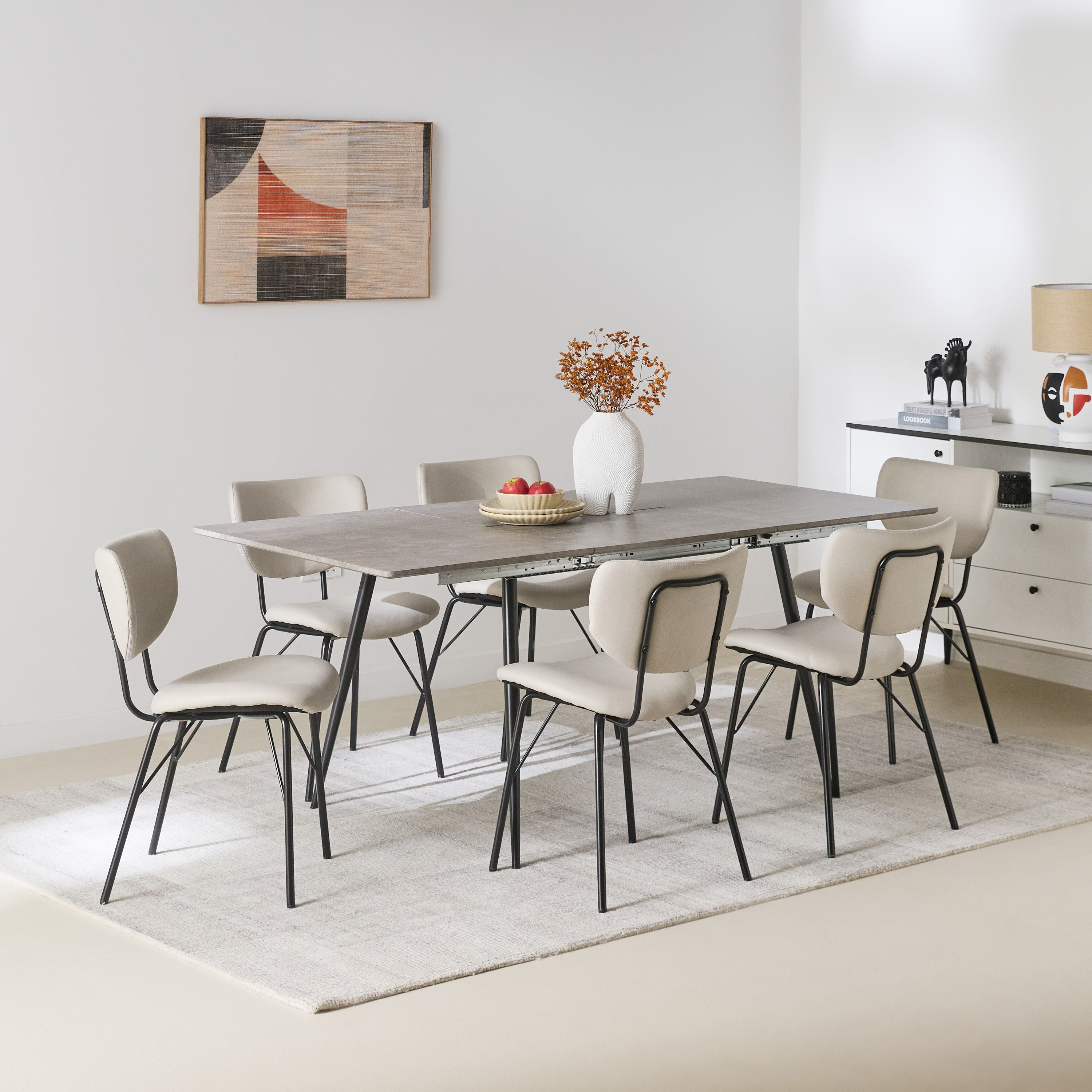 Replica 4 6 Seater Extendable Dining Table