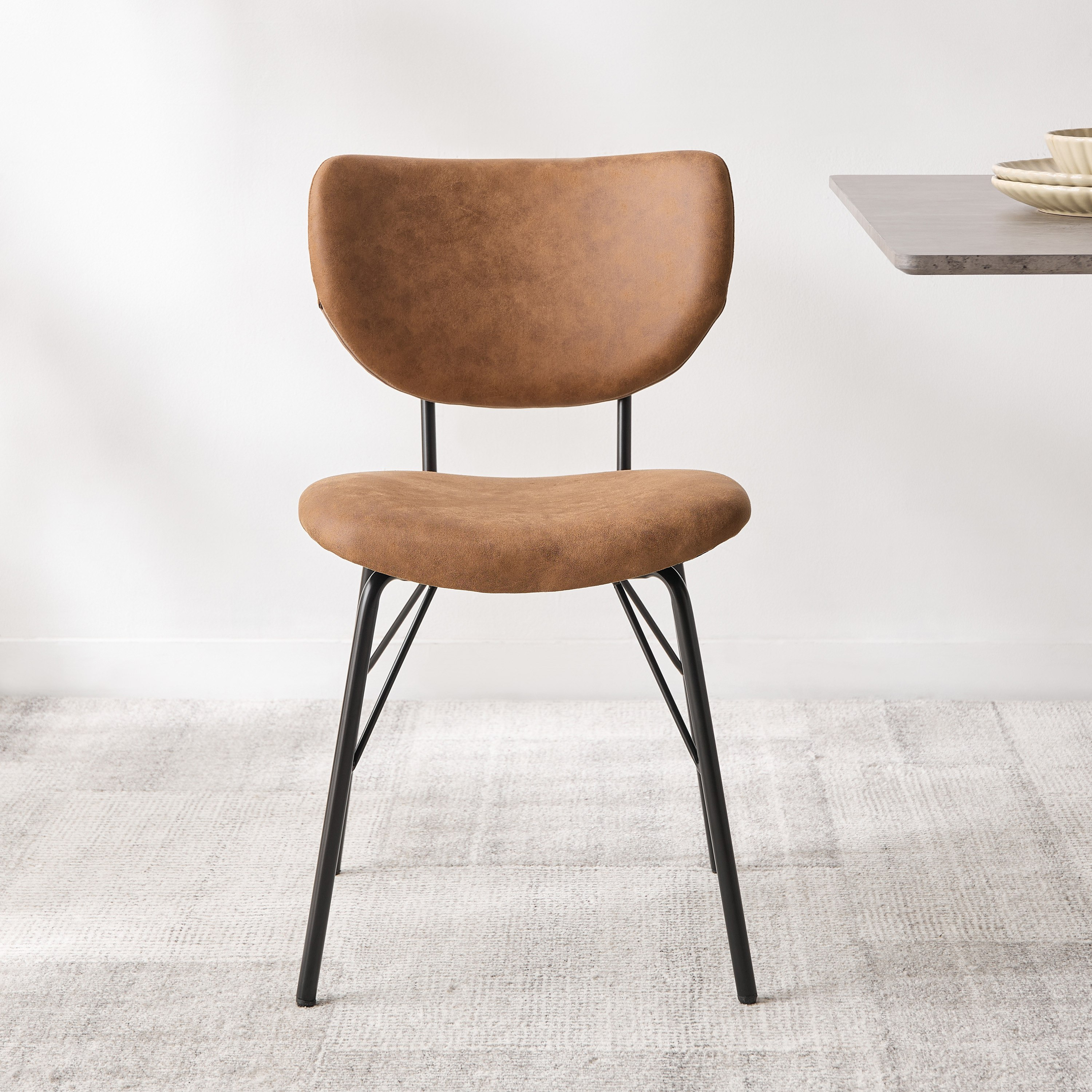 كرسي سفرة - فيوز-hbxdiningroom-diningchairs-image-2