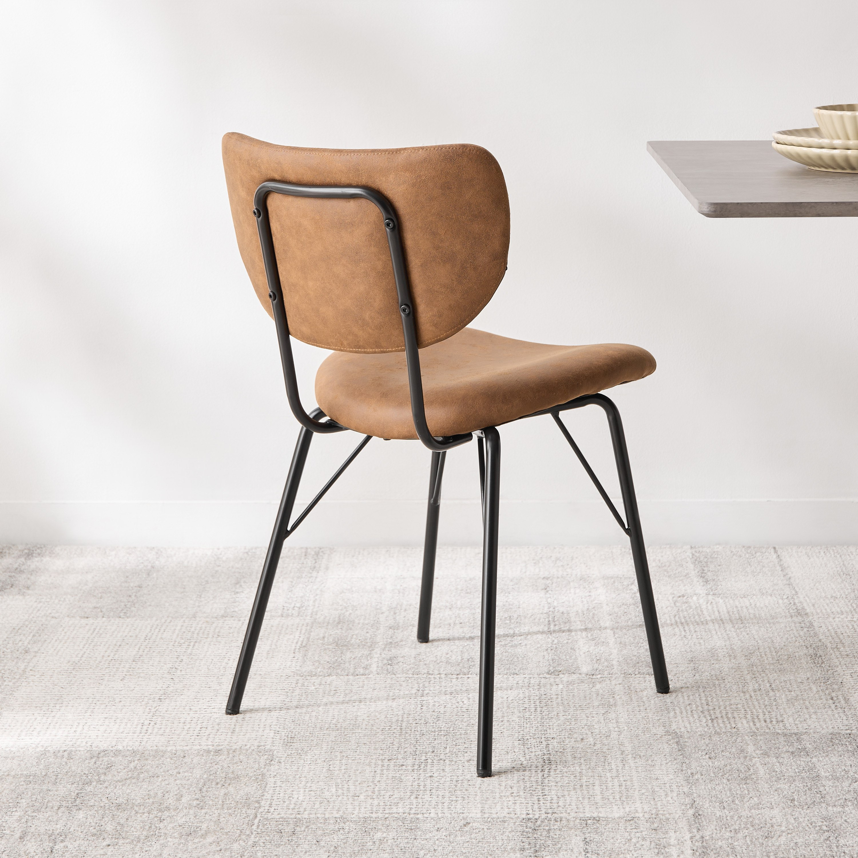 كرسي سفرة - فيوز-hbxdiningroom-diningchairs-image-3
