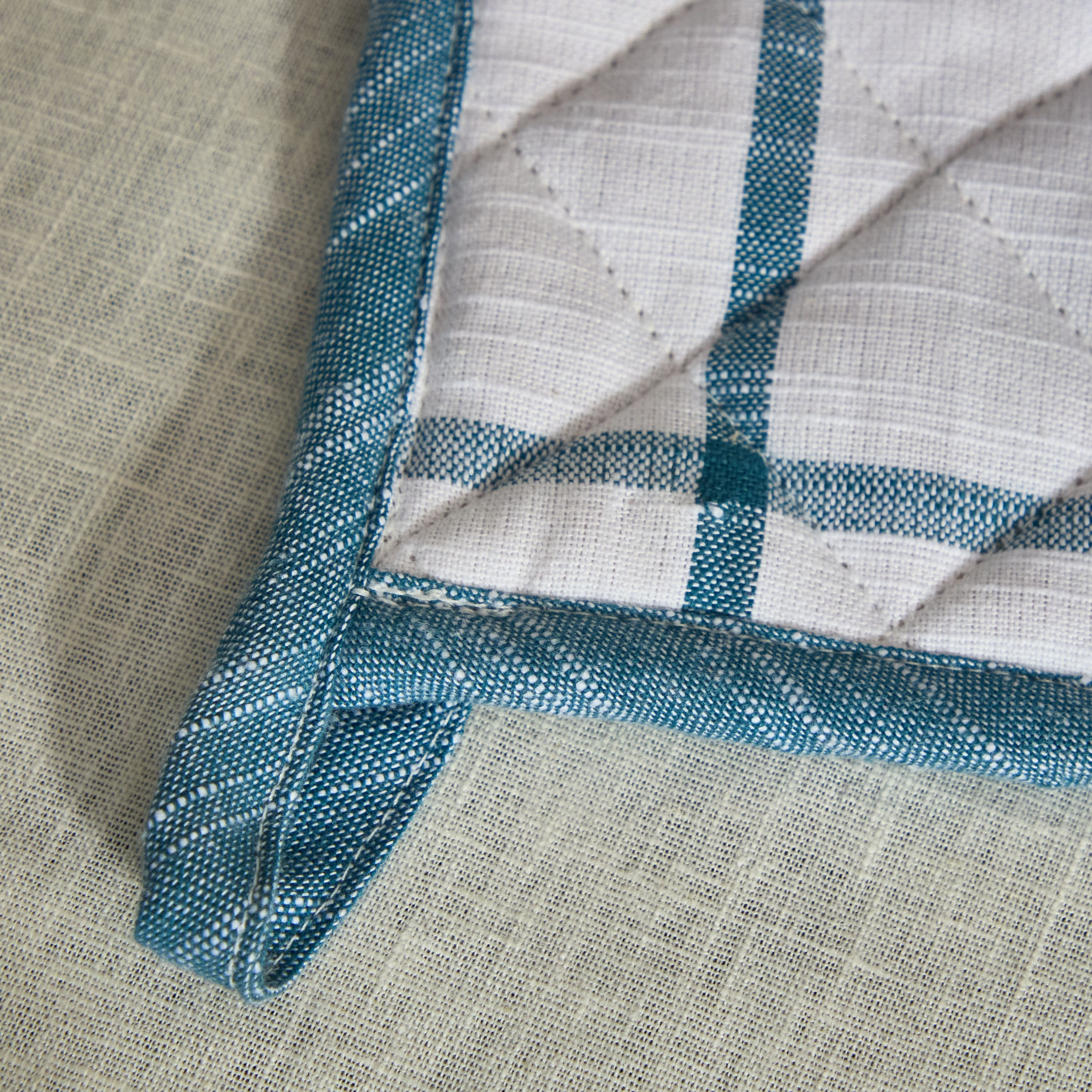 حامل وعاء أزور من هارلي - 20x20 سم-hbxhomeware-kitchenware-kitchenlinens-image-4