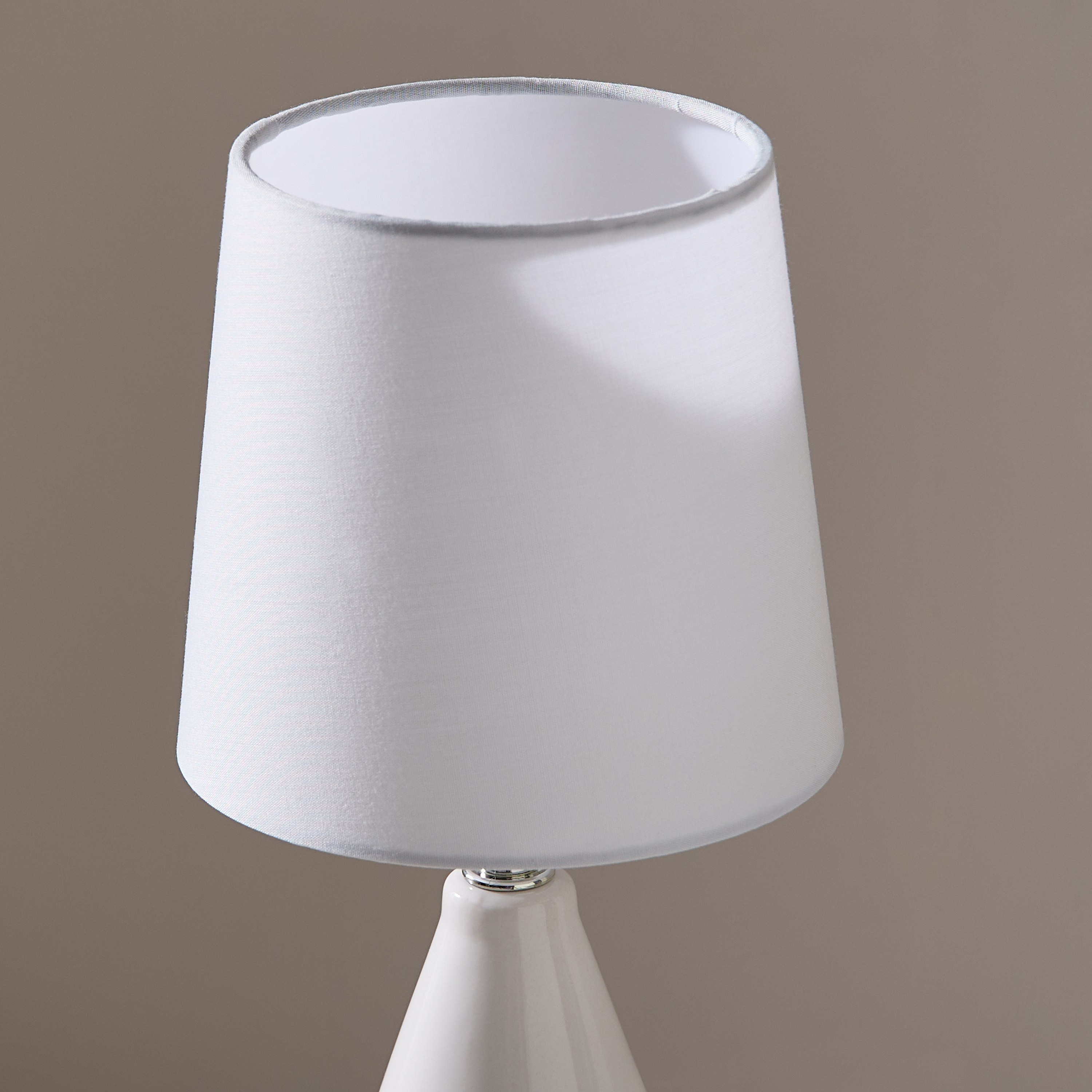 Sega Ceramic Table Lamp with USB Power Port and 3-Color Light - 14x14x35 cm-hbxbedroom-lighting-tablelamps-image-4